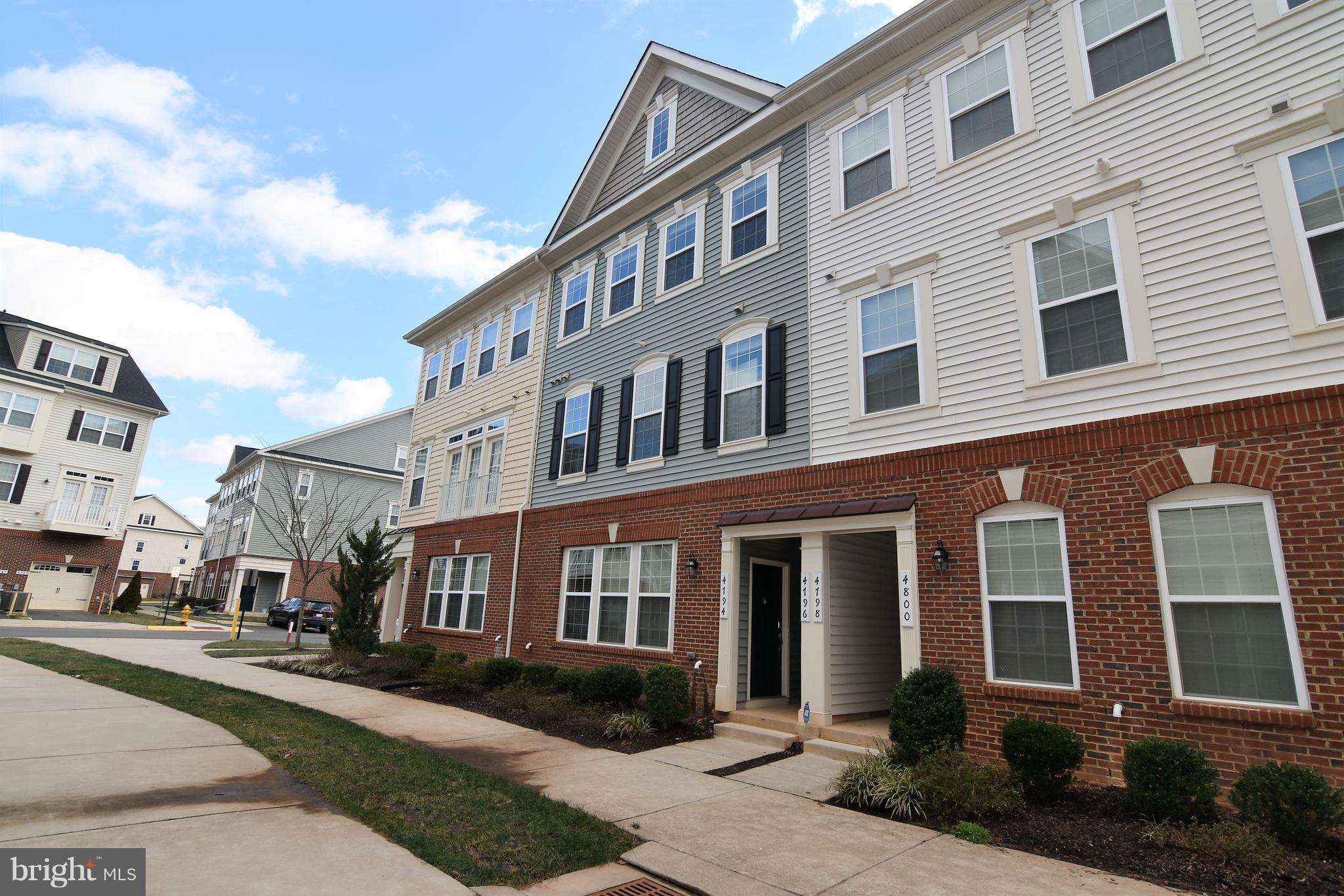 DANE RIDGE - Residential Lease