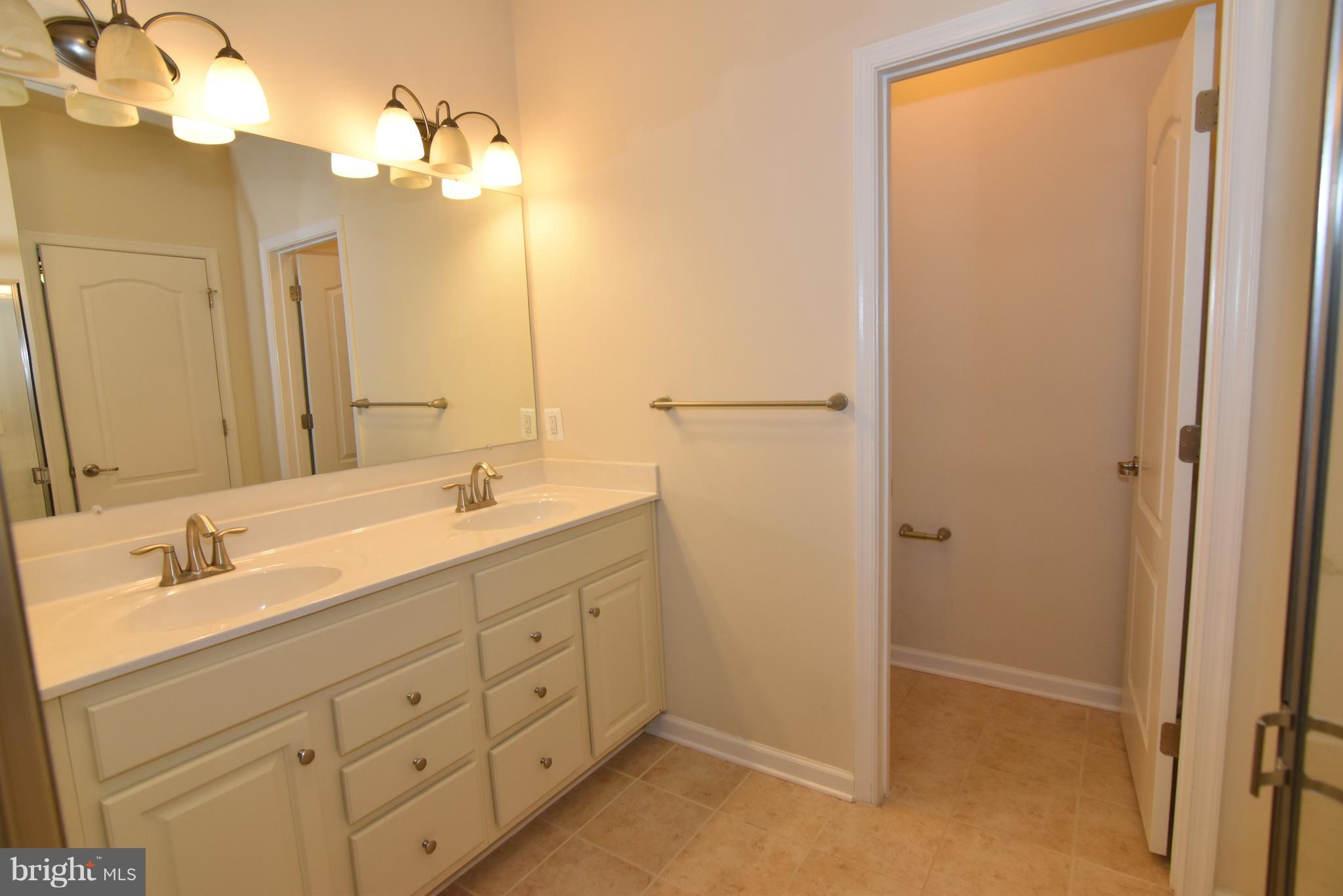 DANE RIDGE - Residential Lease