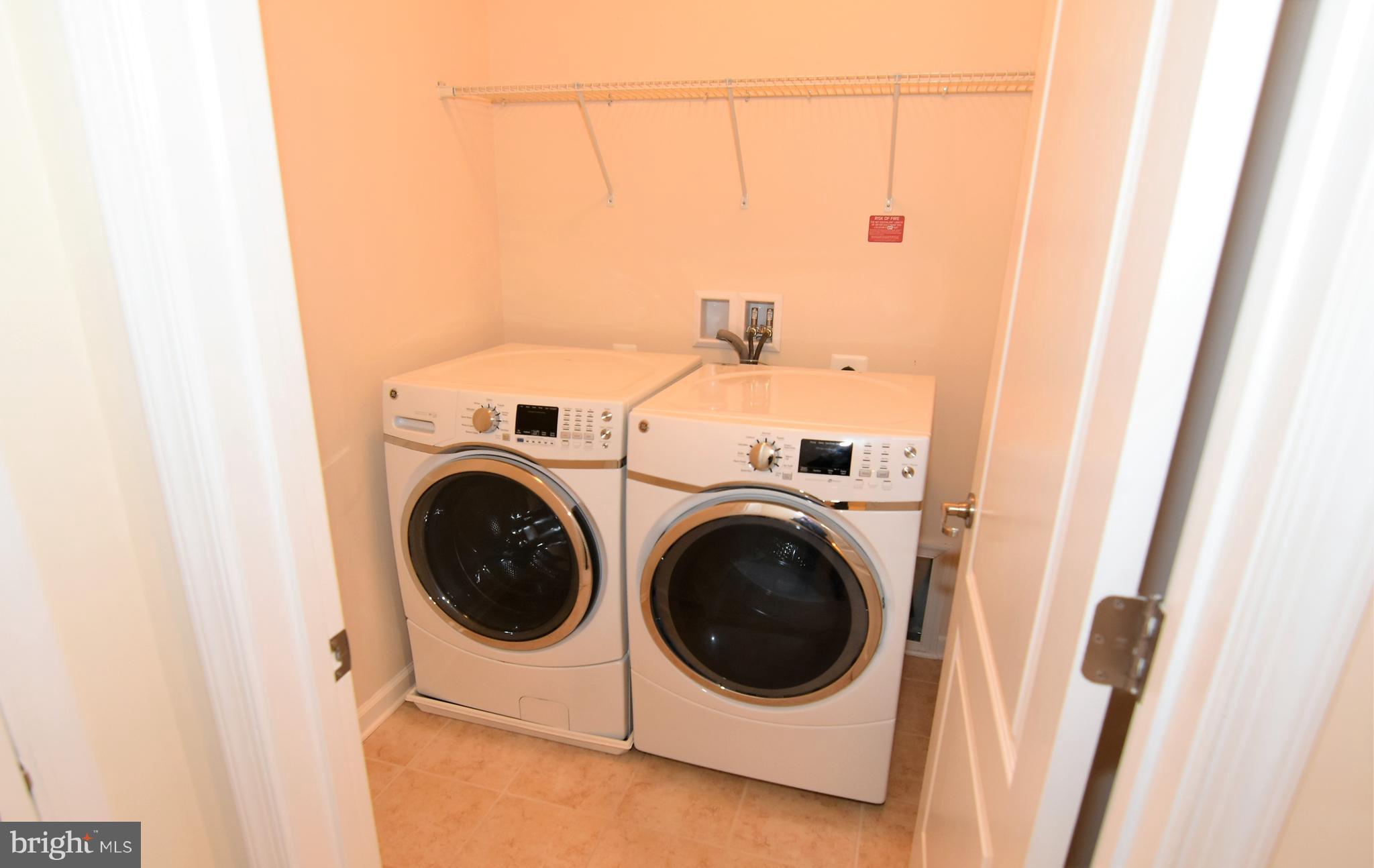 DANE RIDGE - Residential Lease