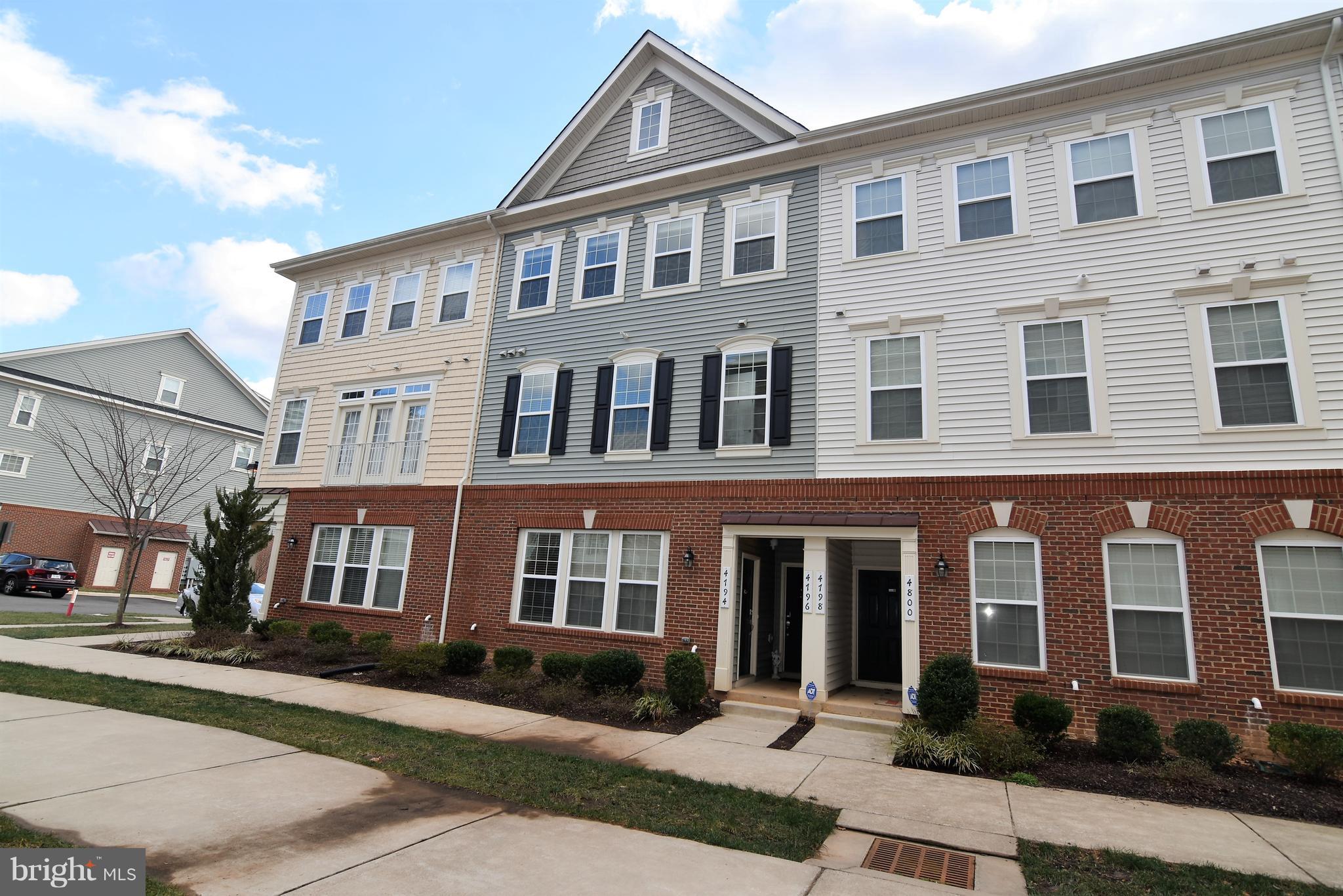 DANE RIDGE - Residential Lease