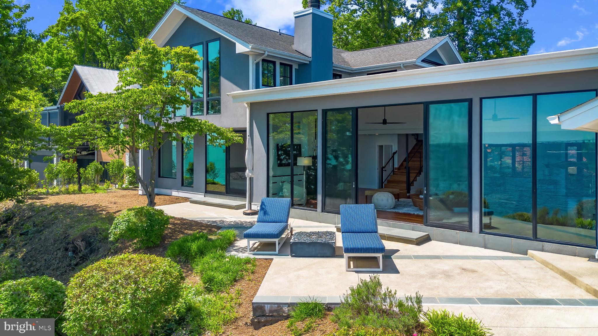 ANNAPOLIS ROADS - Residential