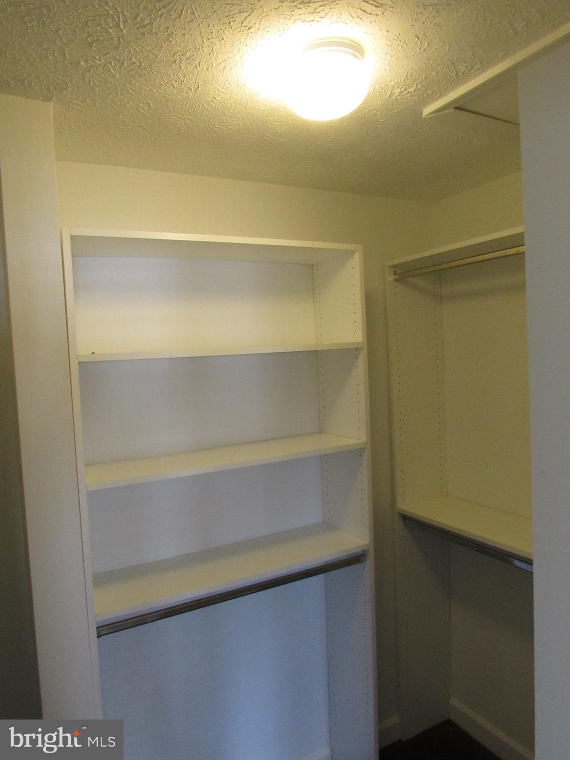 BRINKLEY OVERLOOK - Residential Lease