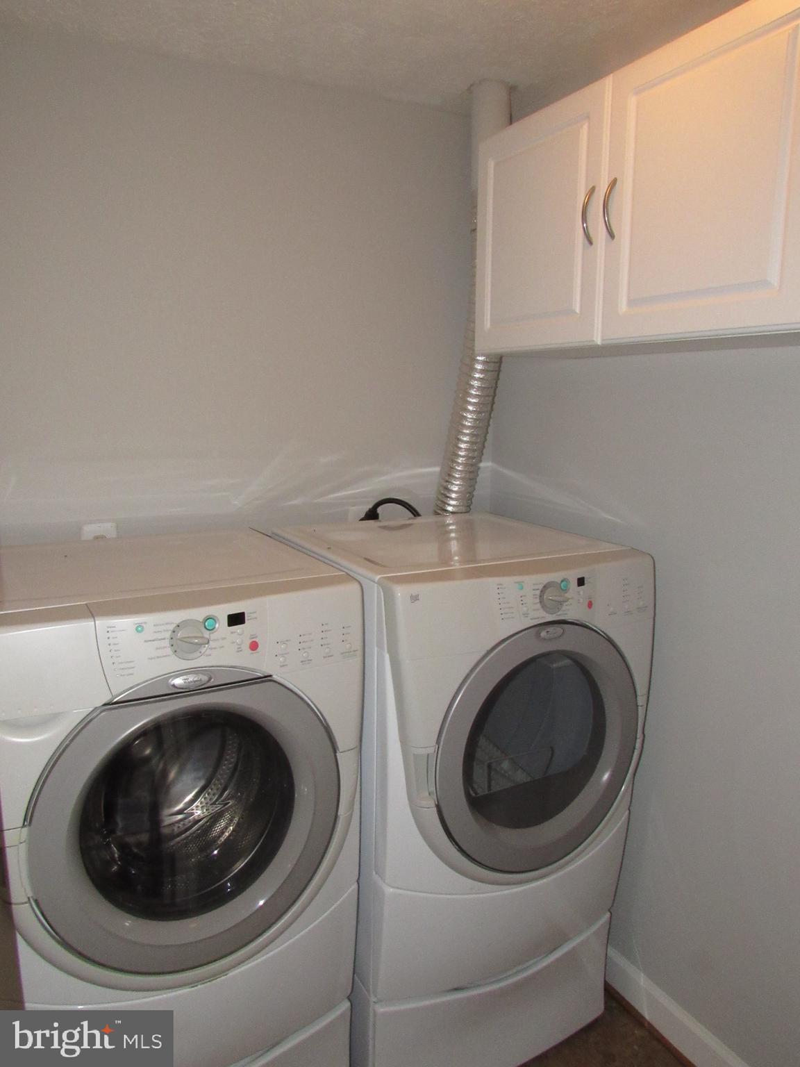 BRINKLEY OVERLOOK - Residential Lease