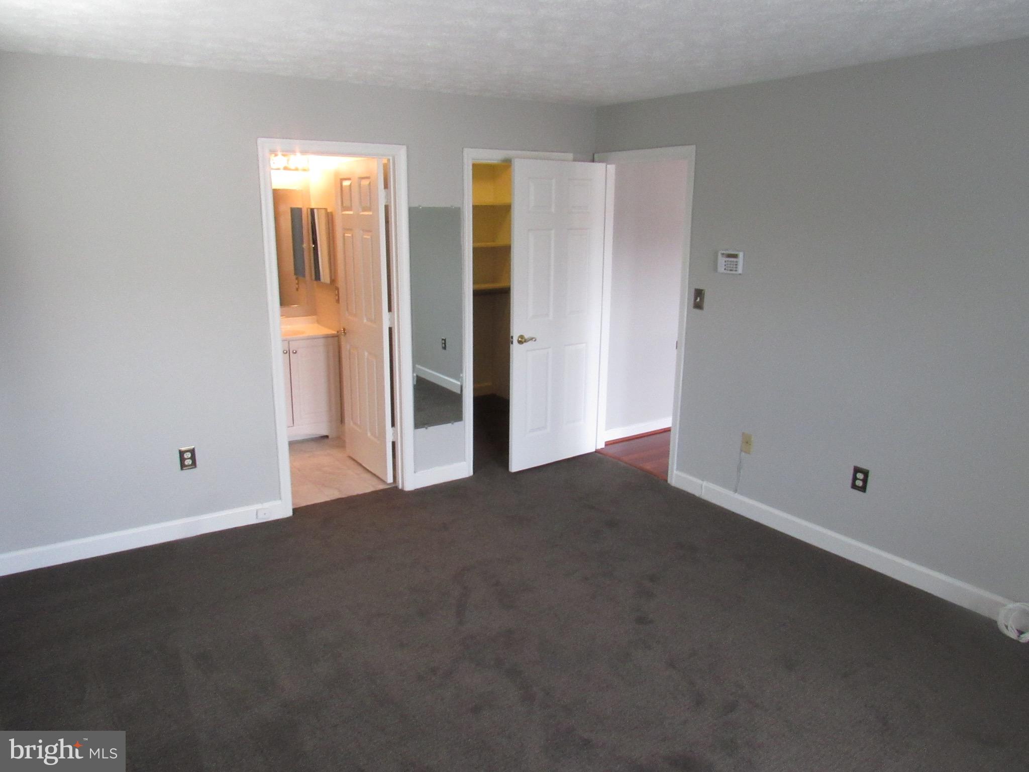 BRINKLEY OVERLOOK - Residential Lease