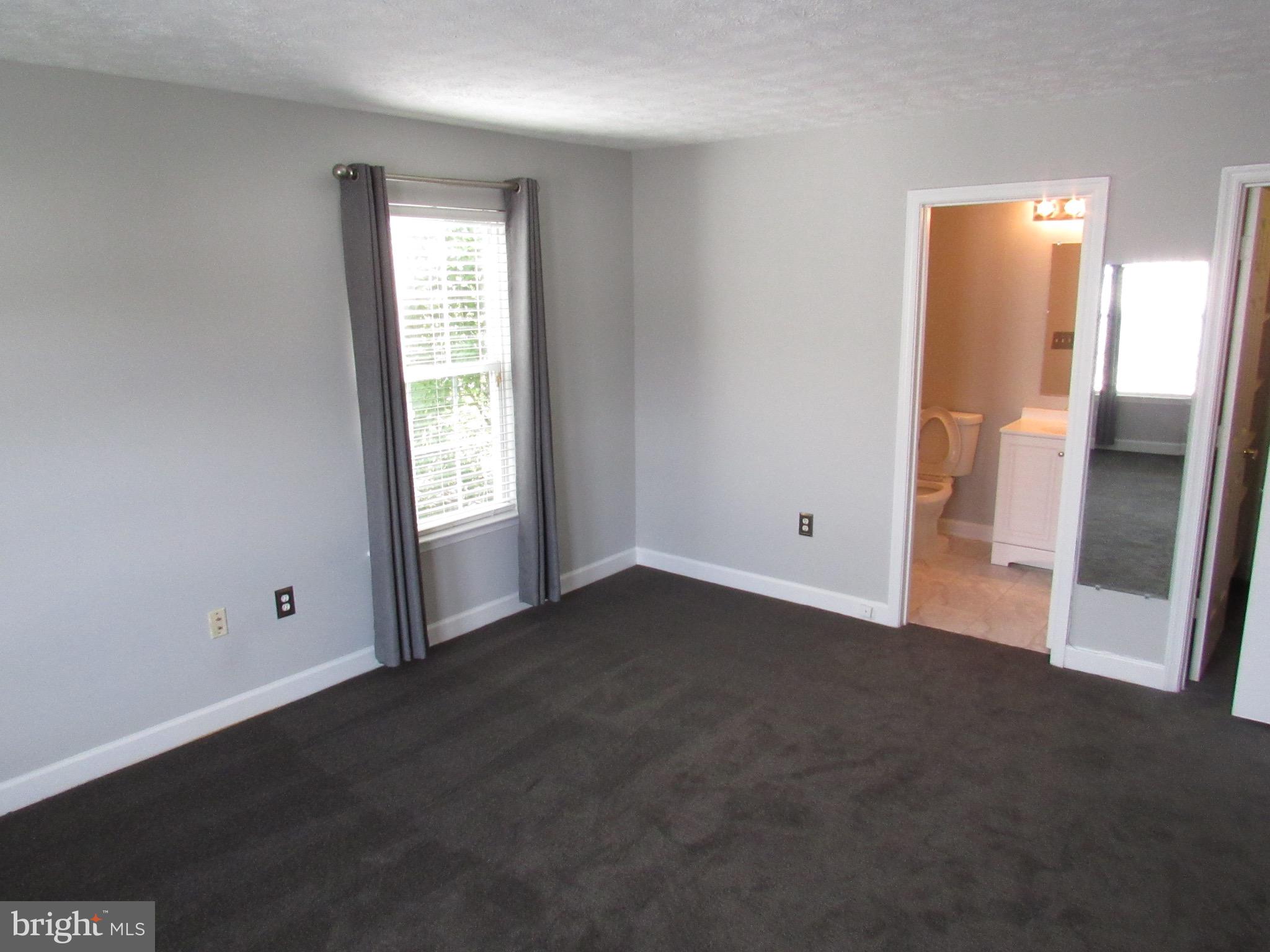 BRINKLEY OVERLOOK - Residential Lease