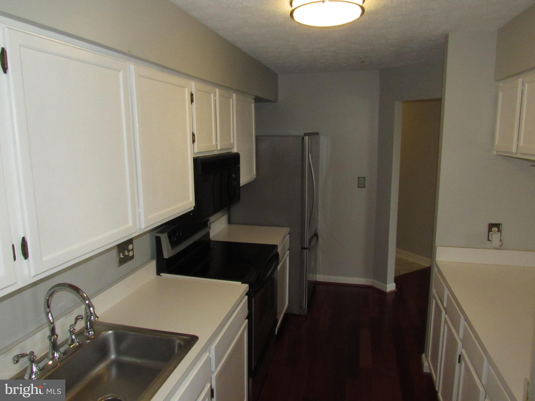 BRINKLEY OVERLOOK - Residential Lease