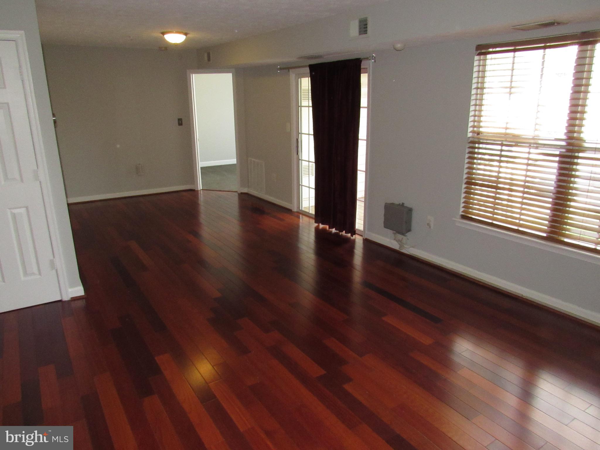 BRINKLEY OVERLOOK - Residential Lease