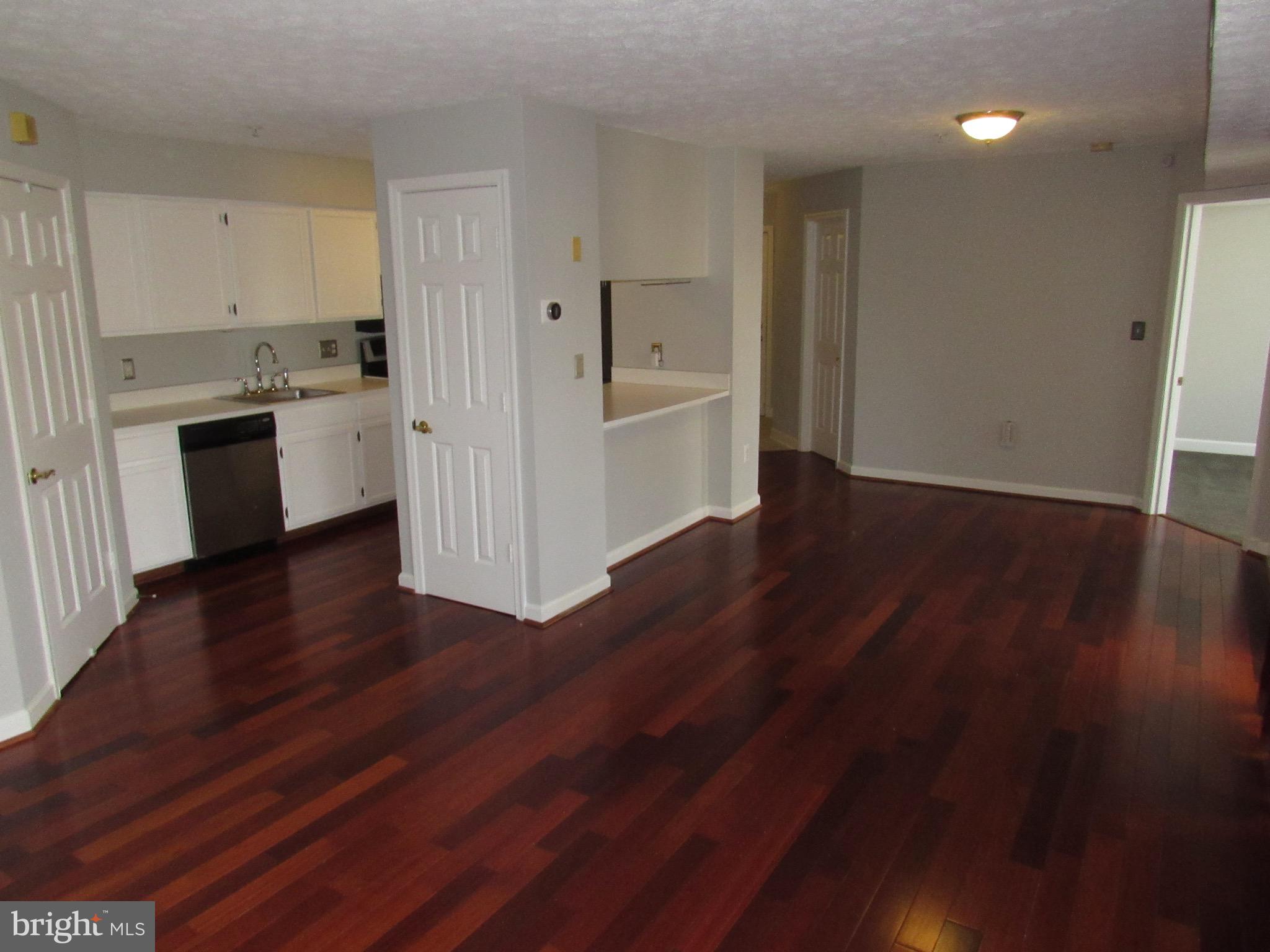 BRINKLEY OVERLOOK - Residential Lease