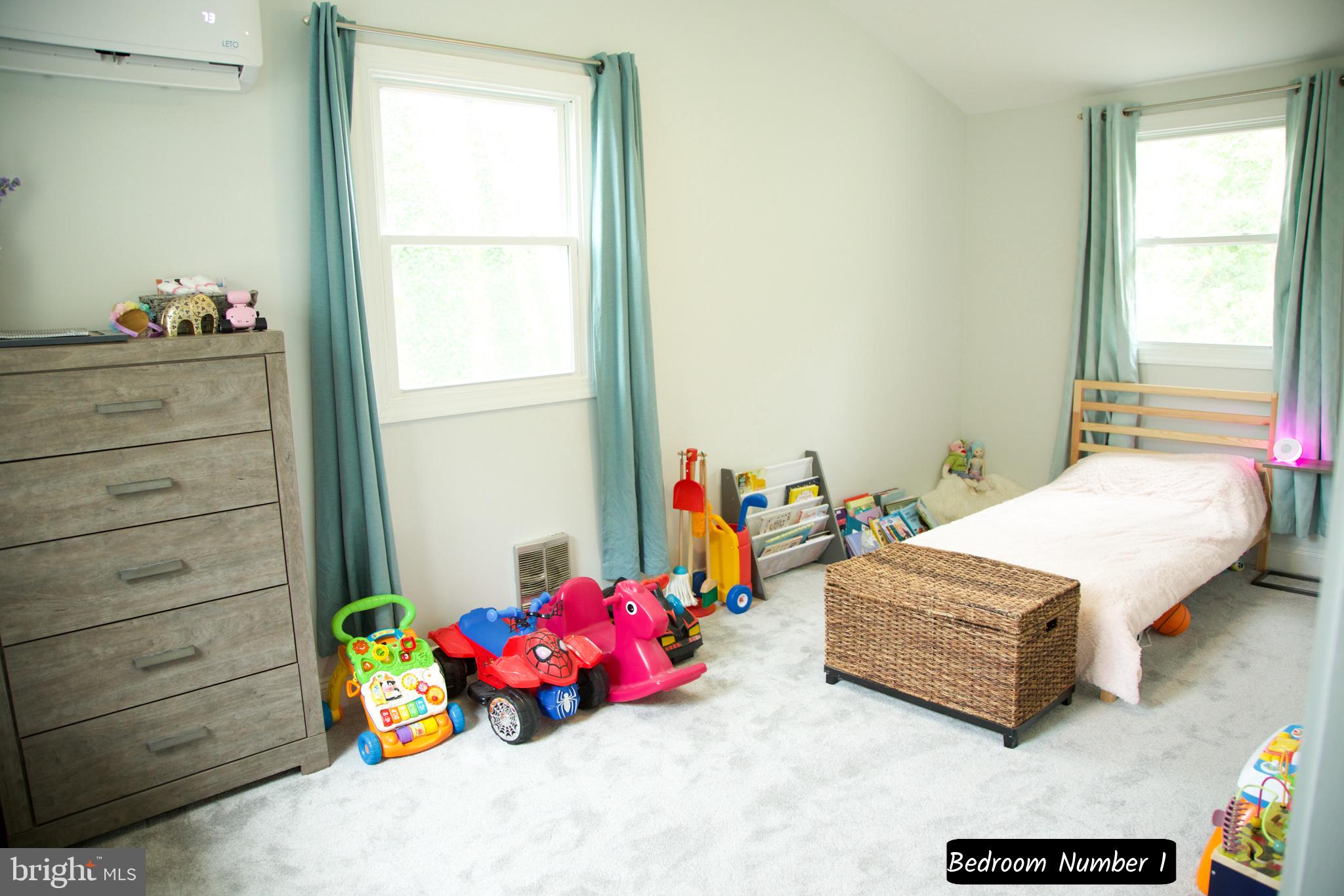 BURGUNDY FARM - Residential