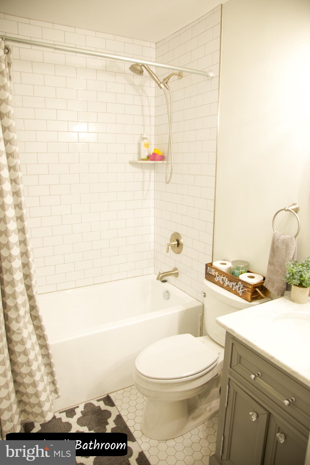 BURGUNDY FARM - Residential