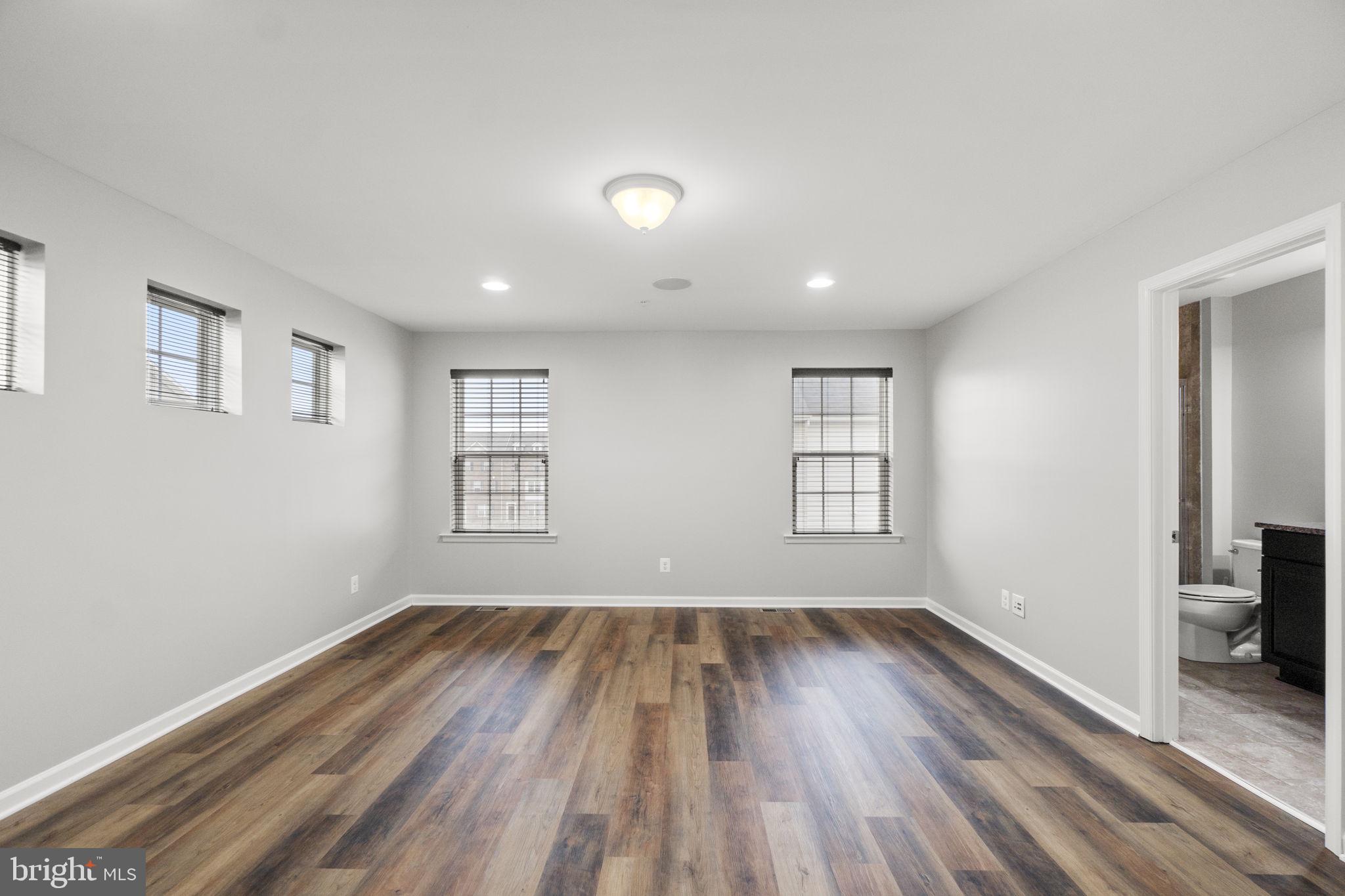 MORRIS PLACE - Residential