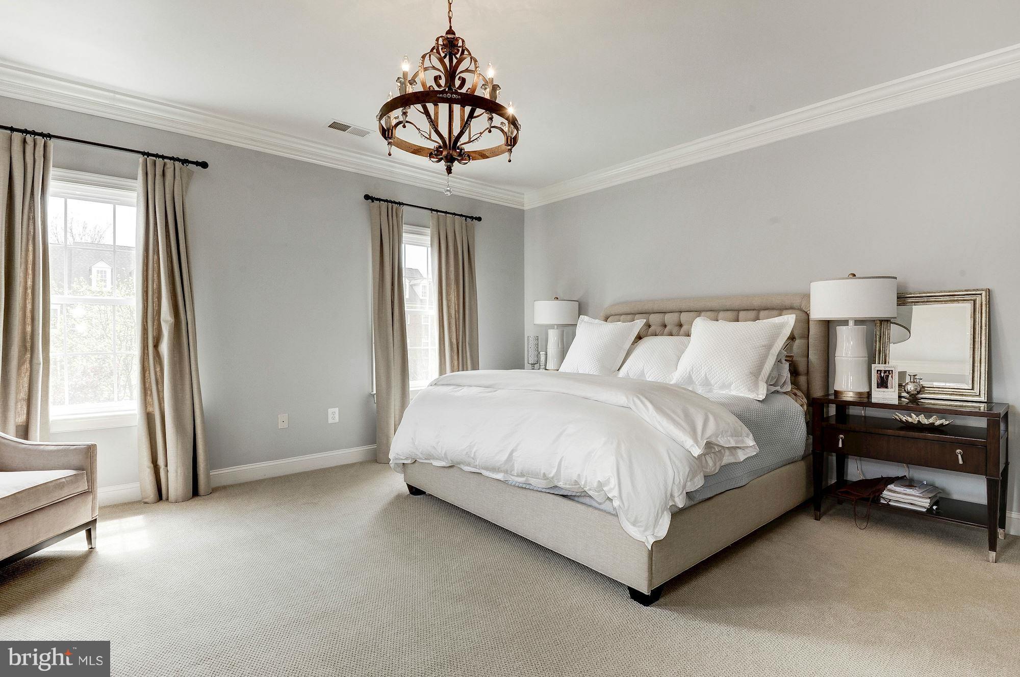 HEARTHSTONE VILLAGE OAK - Residential