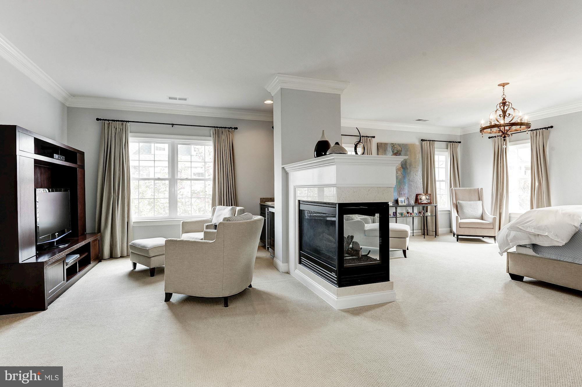 HEARTHSTONE VILLAGE OAK - Residential