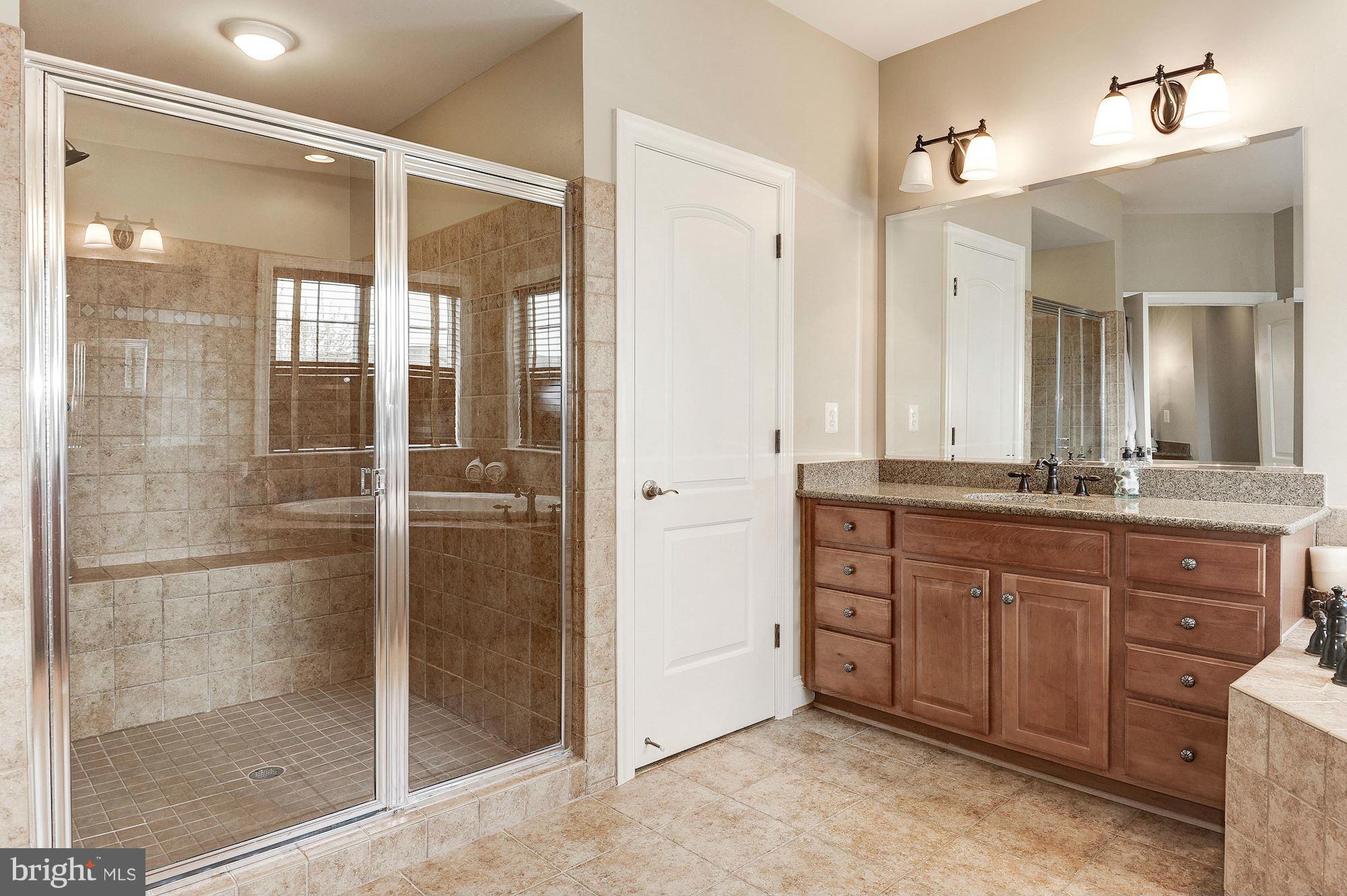 HEARTHSTONE VILLAGE OAK - Residential