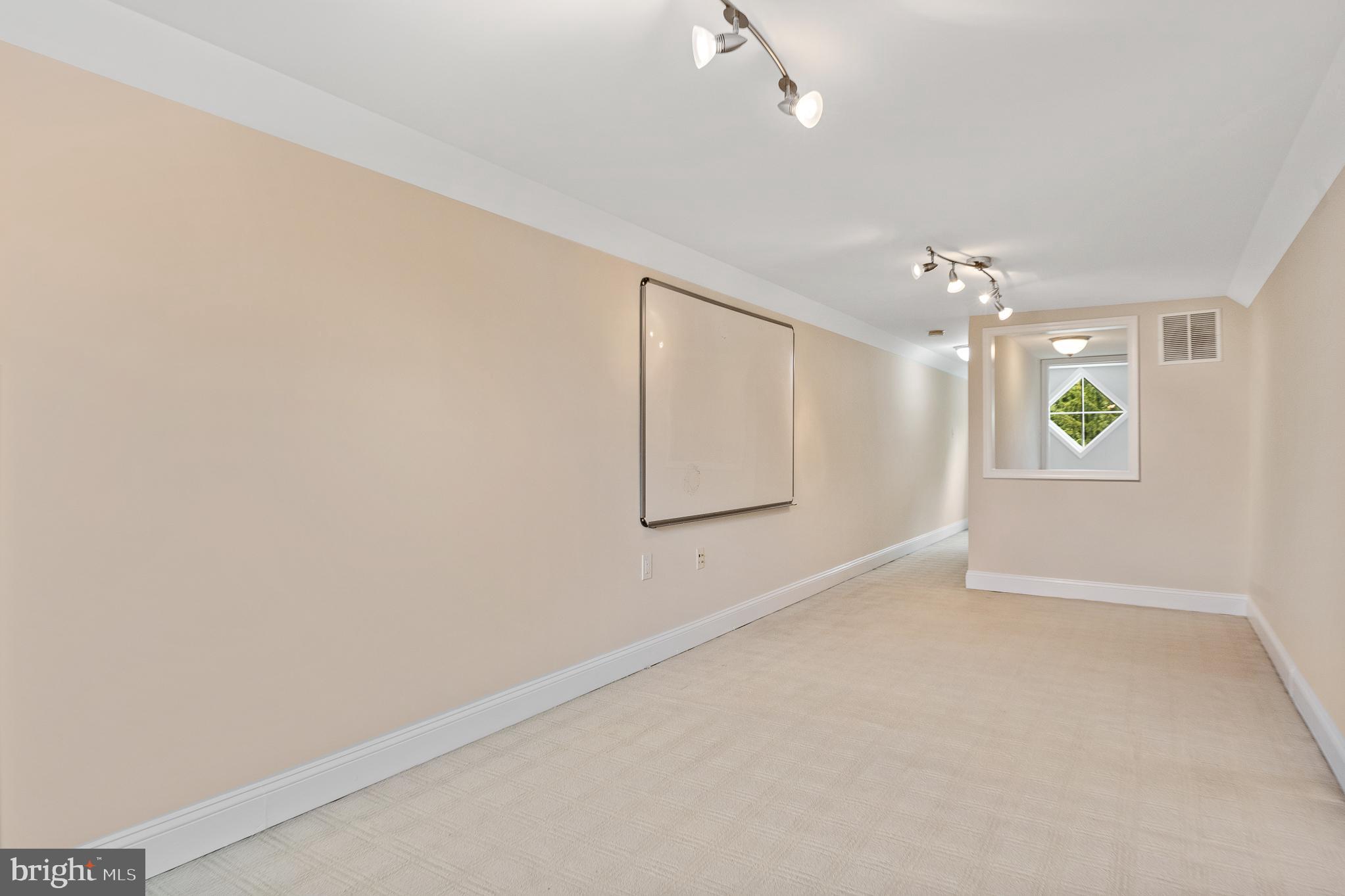 LONE OAK - Residential Lease