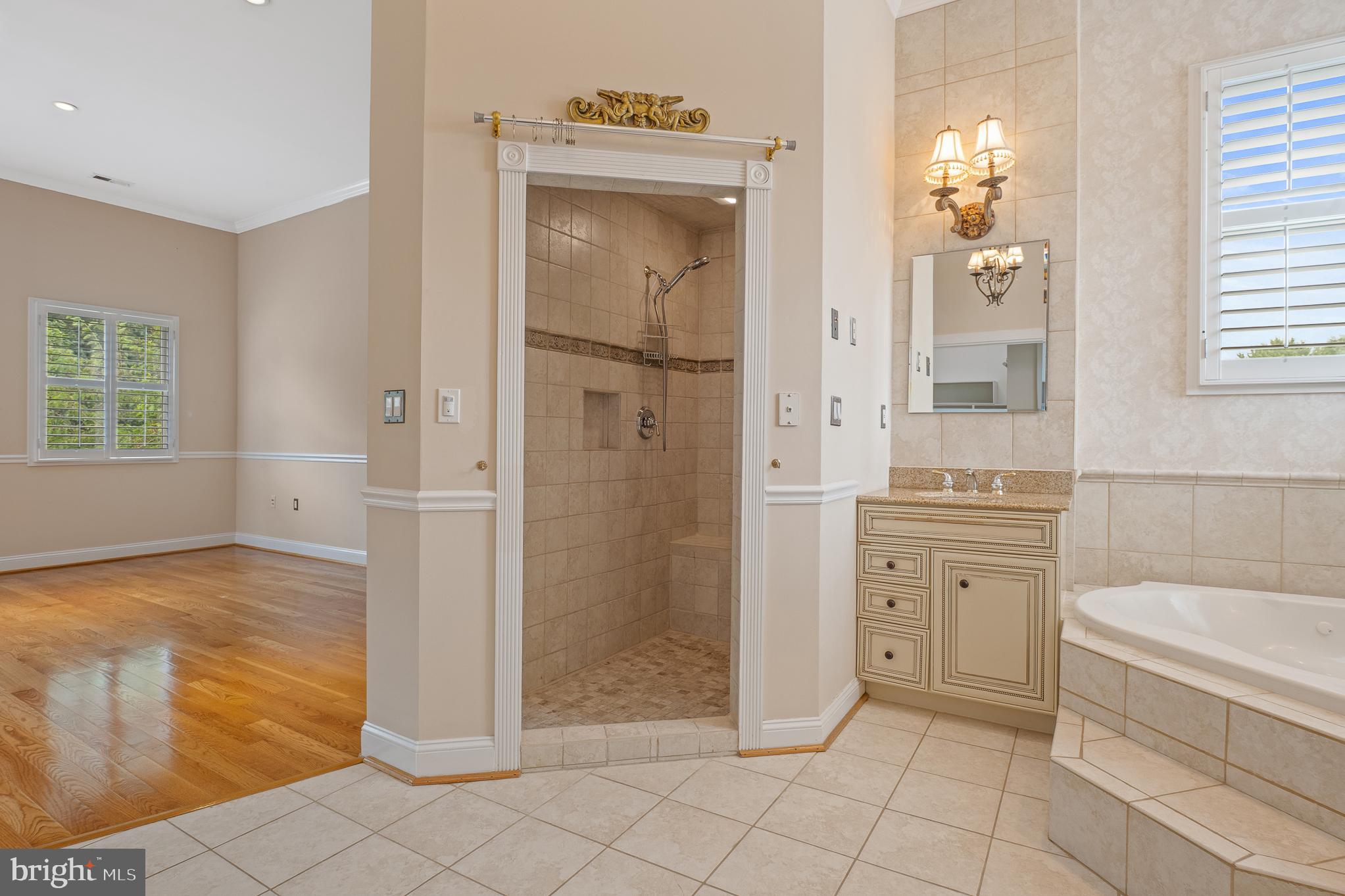 LONE OAK - Residential Lease