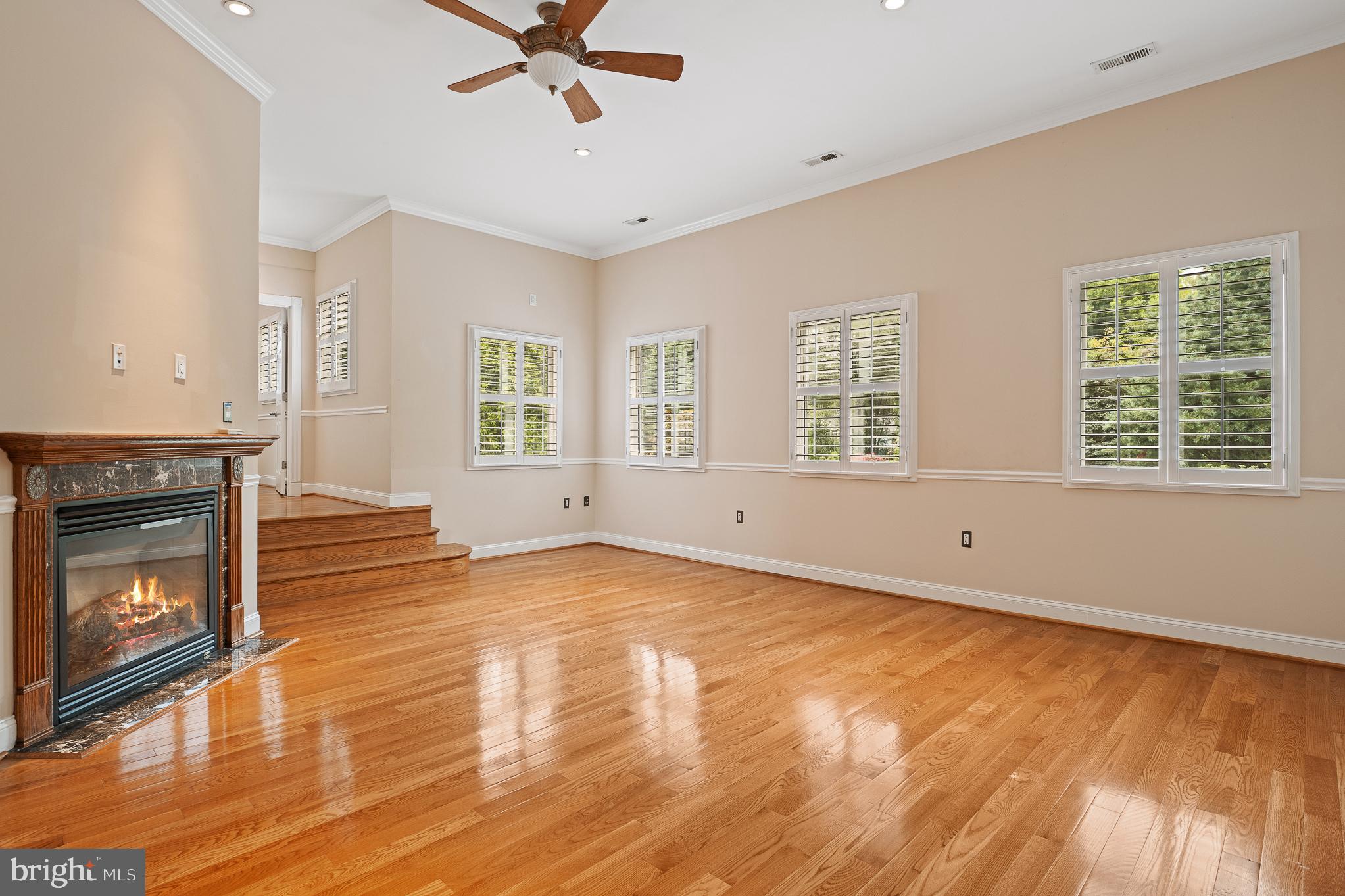 LONE OAK - Residential Lease