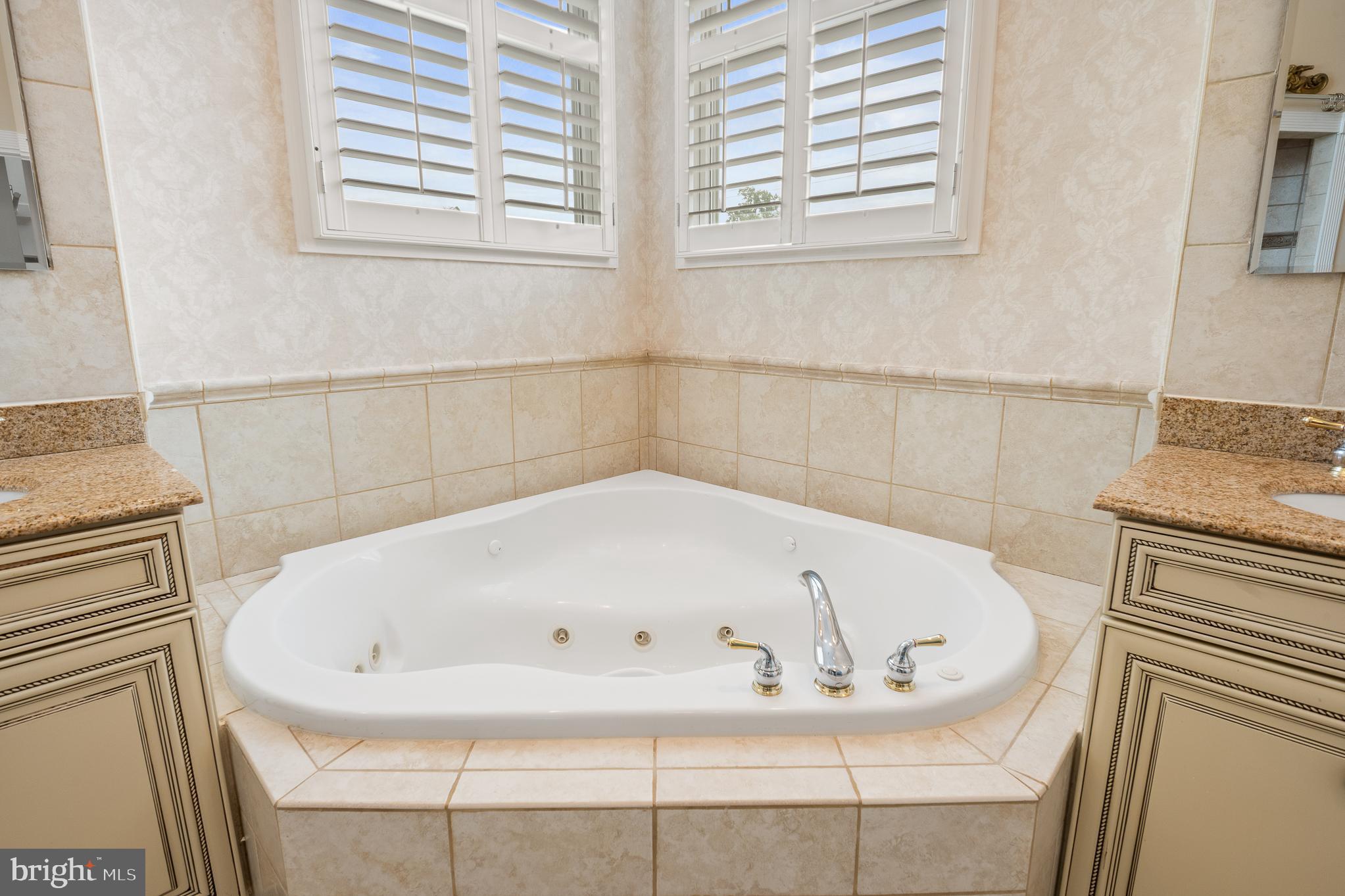 LONE OAK - Residential Lease