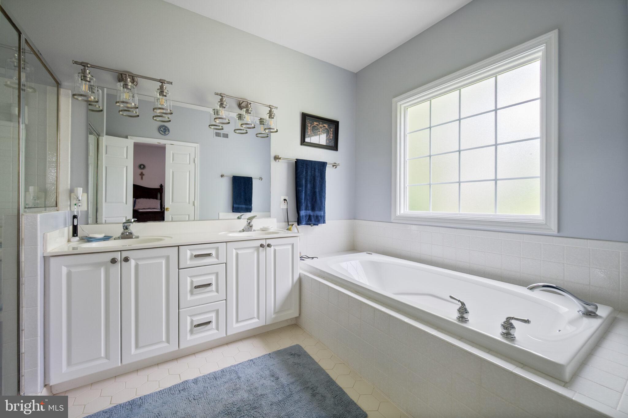 BUSH HILL WOODS - Residential