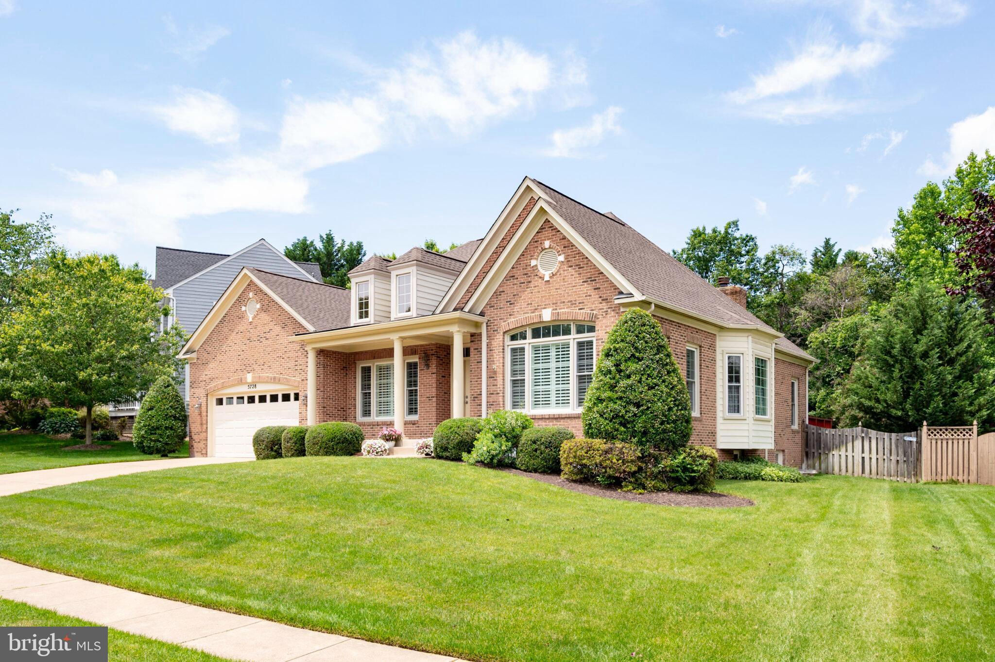 5728 BARBMOR COURT