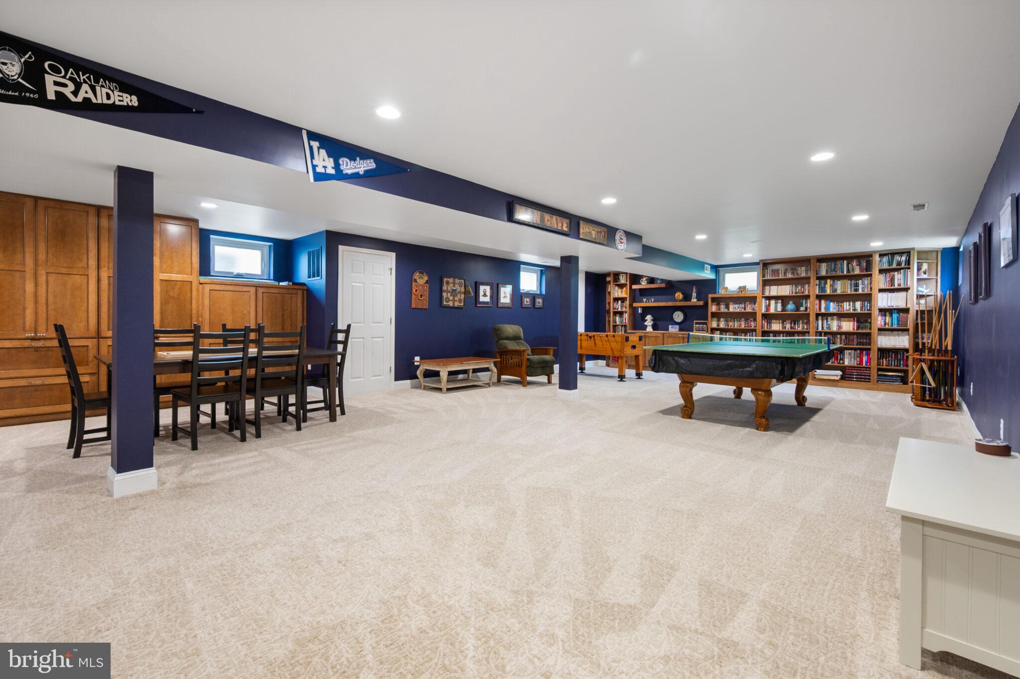 BUSH HILL WOODS - Residential