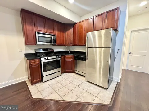 1818 N 16th Street Unit 4B, Philadelphia, PA MLS: PAPH2367600