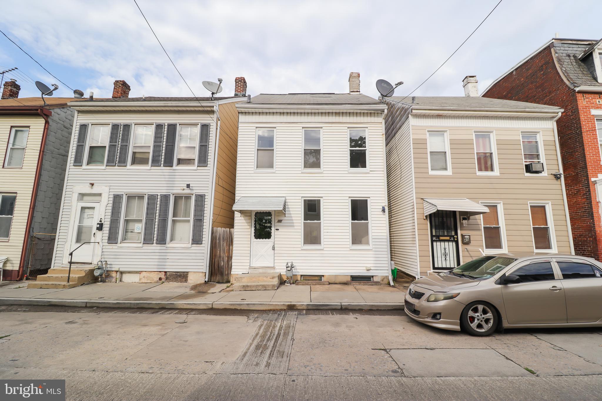 EAST YORK - Residential