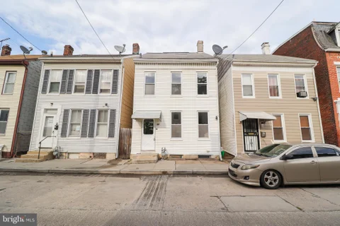 MLS: PAYK2103482