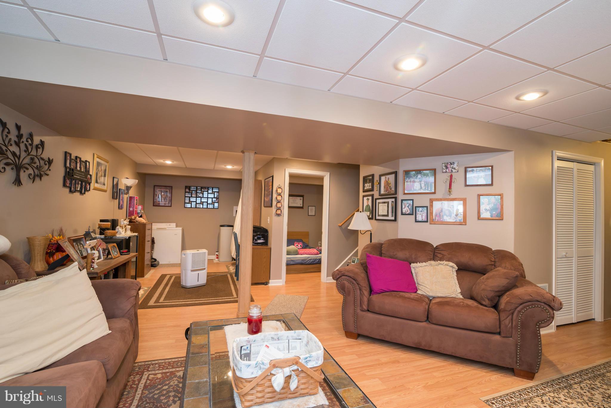 FOREST HEIGHTS - Residential