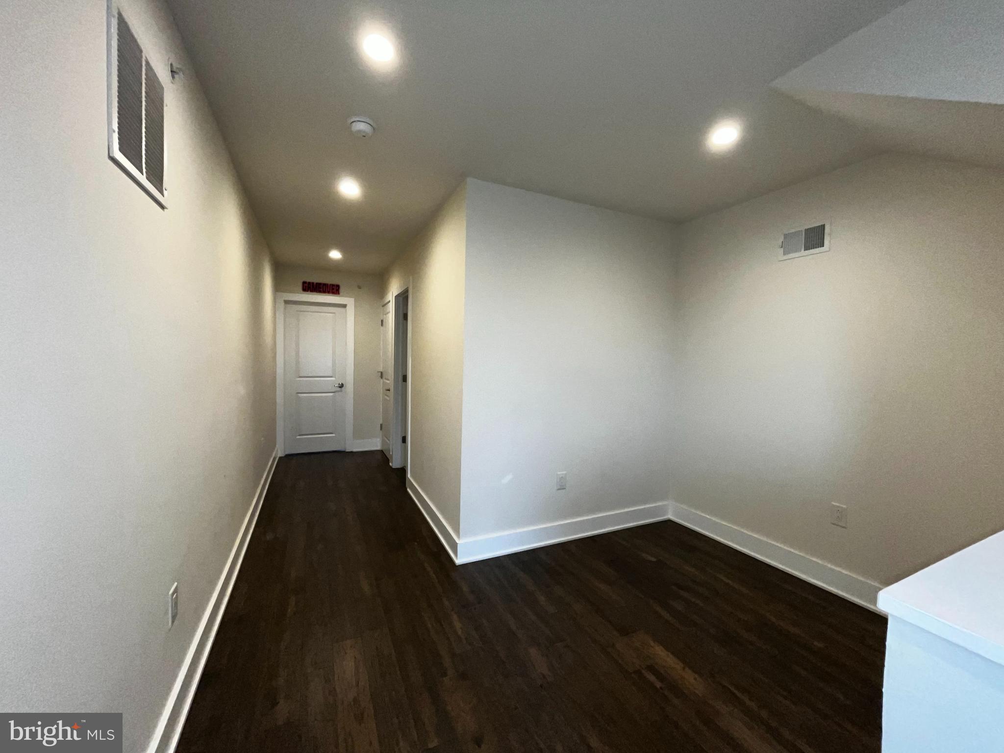 OLDE KENSINGTON - Residential