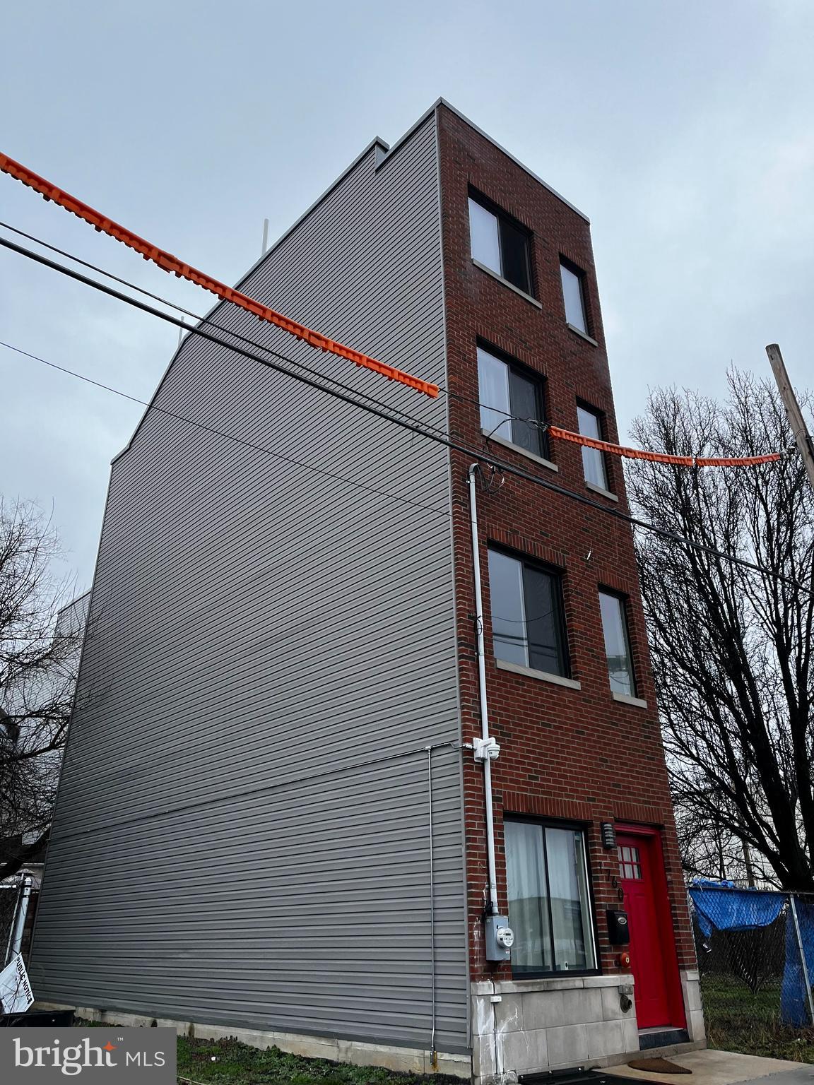 OLDE KENSINGTON - Residential