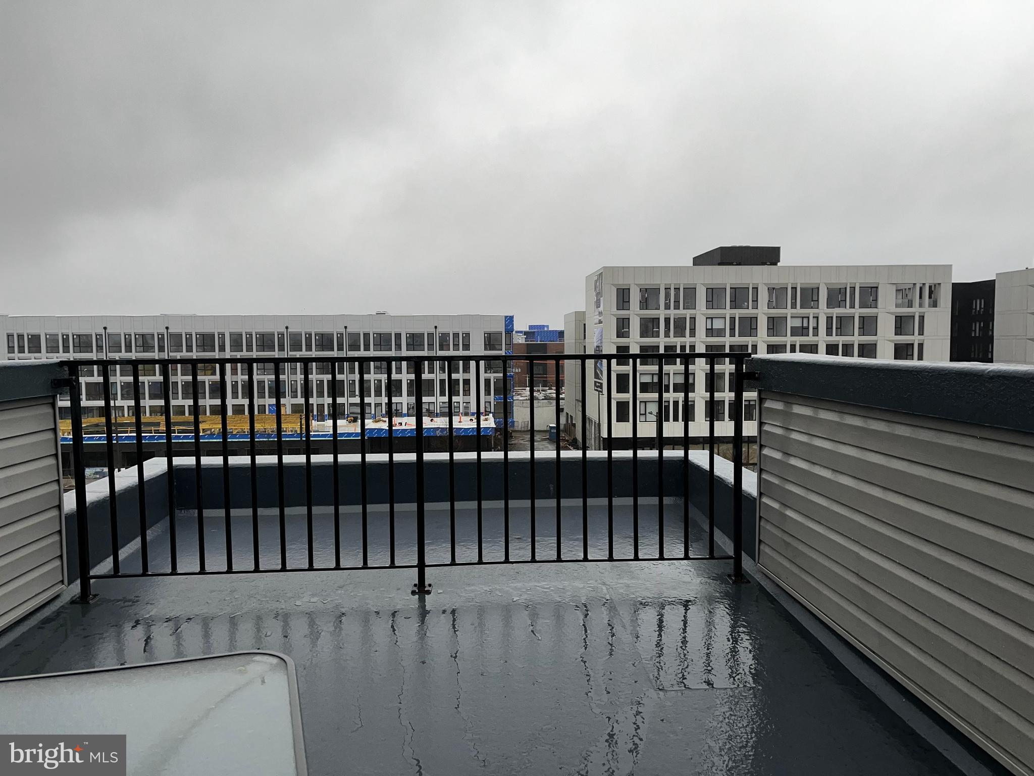 OLDE KENSINGTON - Residential