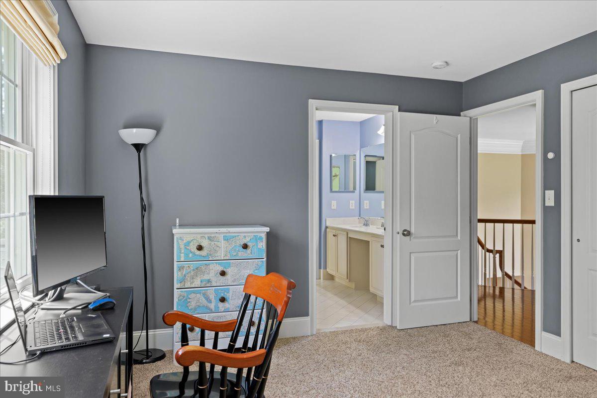 UPPER MOUNTAIN ESTS - Residential