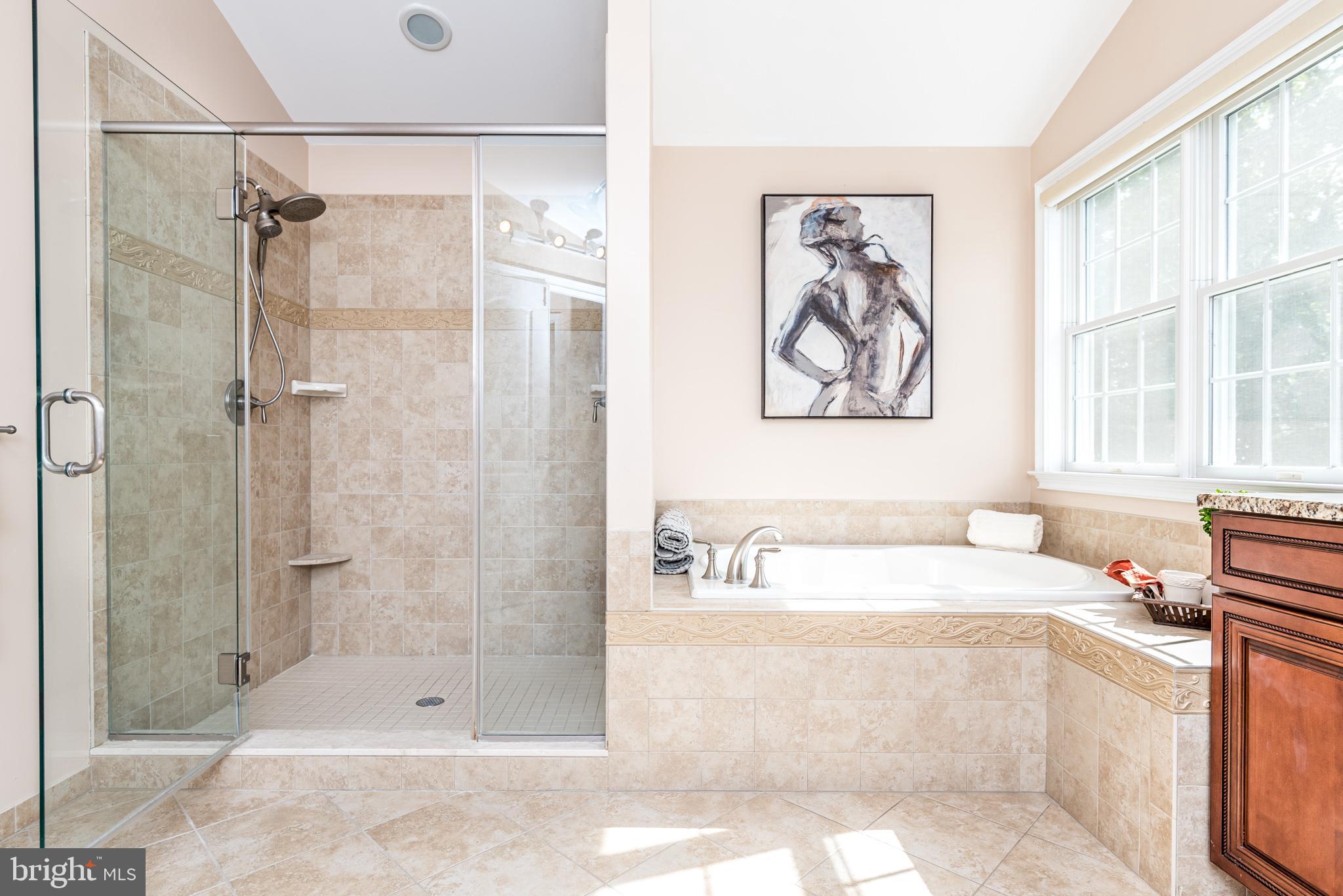 UPPER MOUNTAIN ESTS - Residential