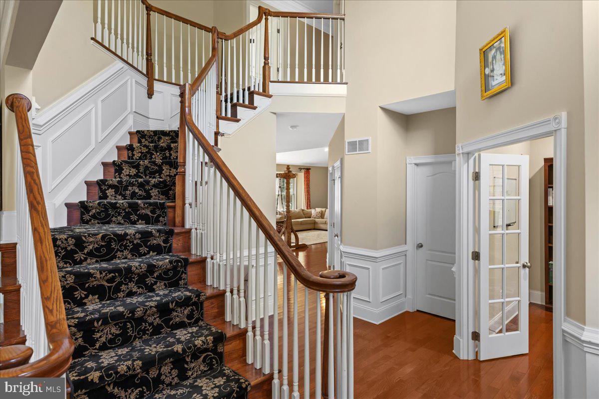 UPPER MOUNTAIN ESTS - Residential