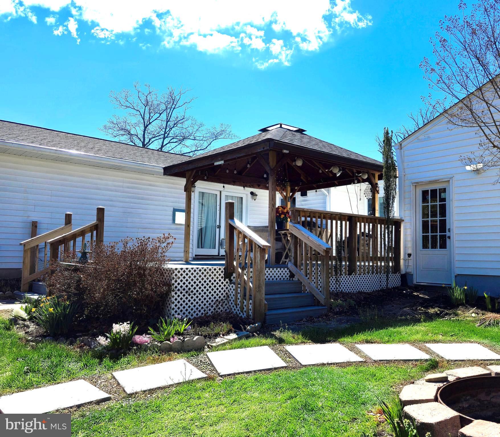 SPRINGFIELD FOREST - Residential