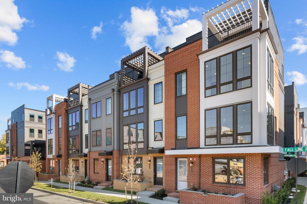 Photo of 2605 Fall Line Street, ALEXANDRIA, VA 22301 (MLS # VAAX2051282)