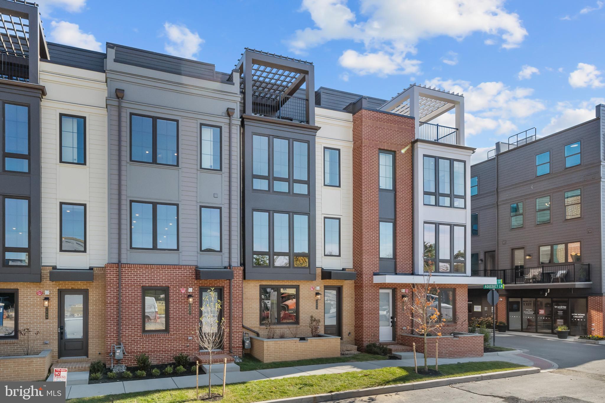 2605 FALL LINE STREET