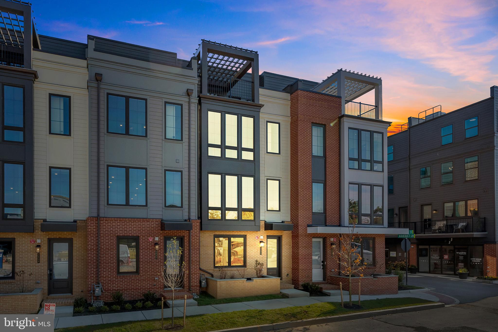 2605 FALL LINE STREET