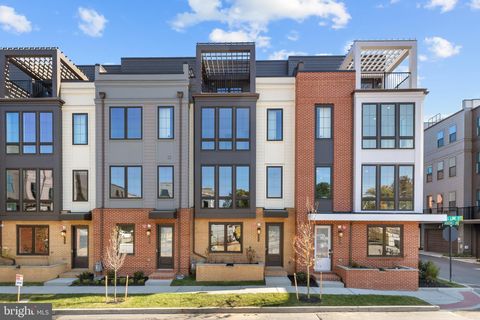 2605 FALL LINE STREET ALEXANDRIA VA 22301