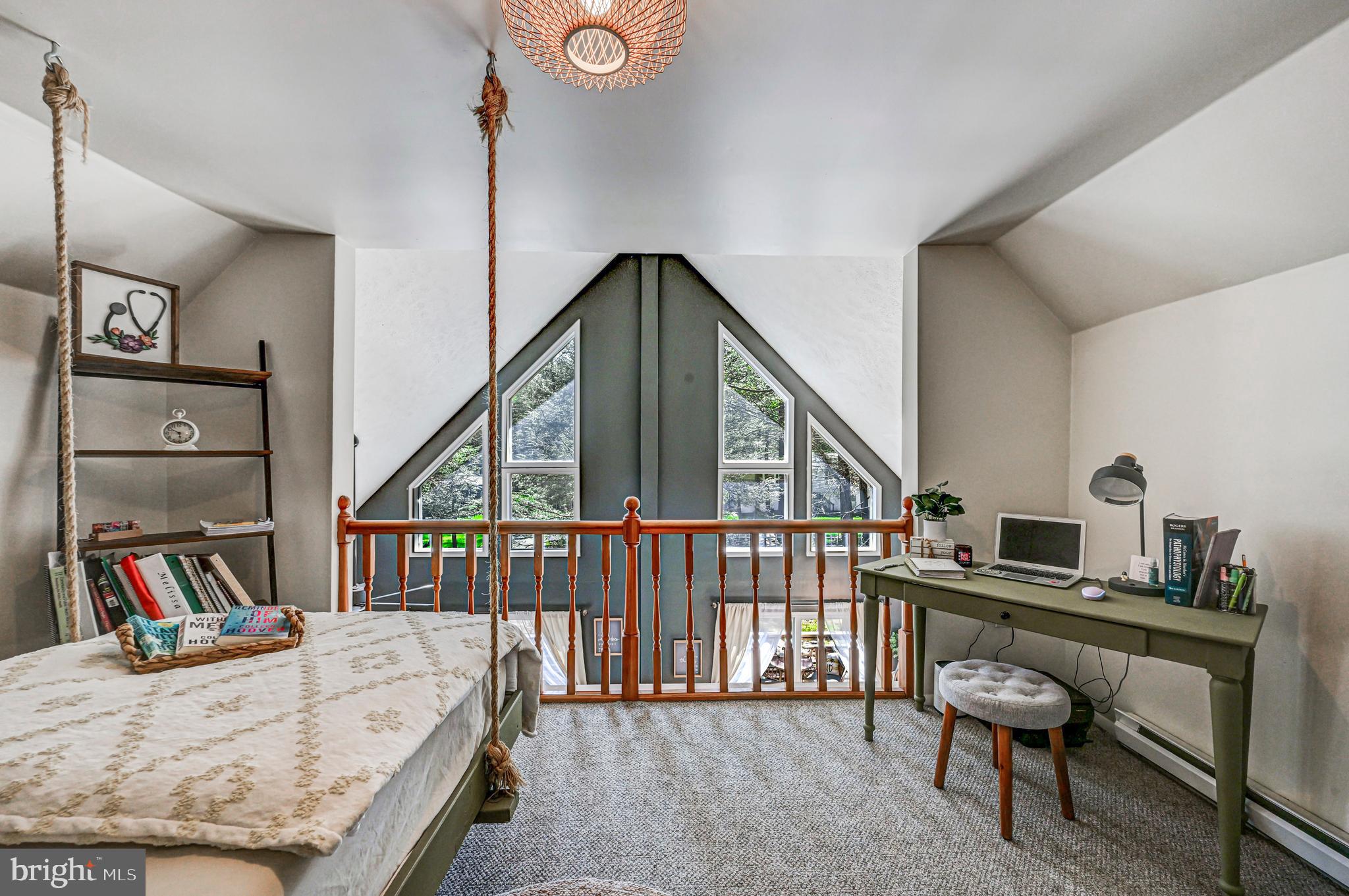 HOLIDAY POCONO - Residential