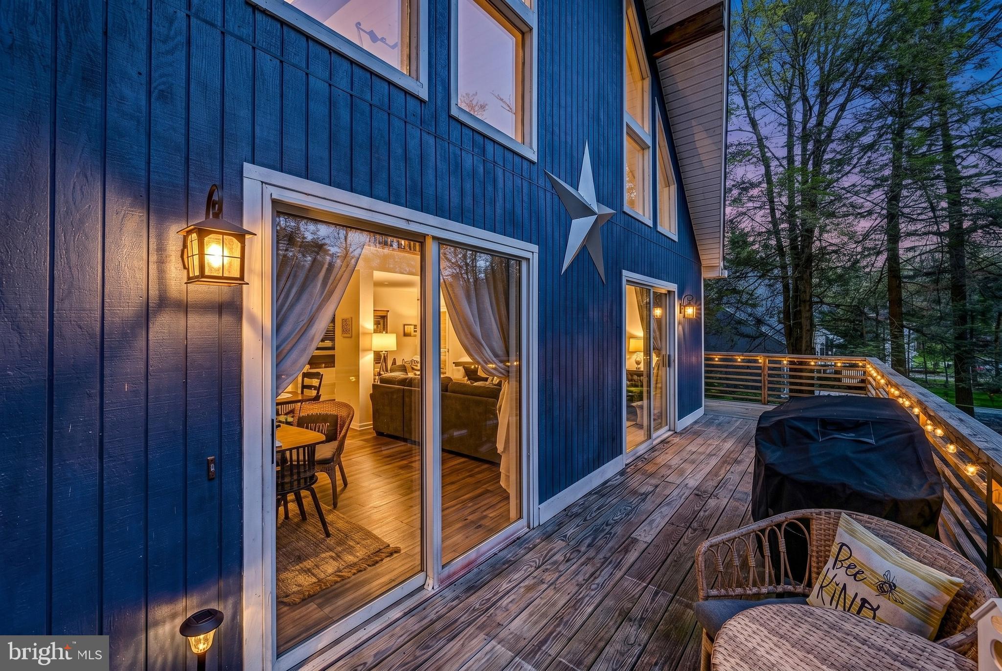 HOLIDAY POCONO - Residential