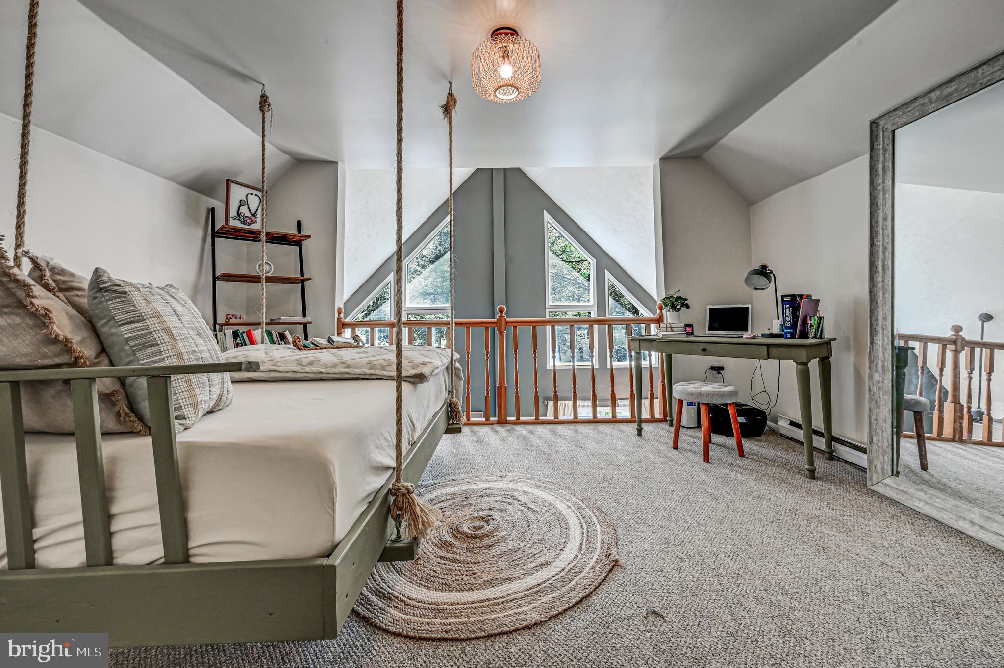 HOLIDAY POCONO - Residential
