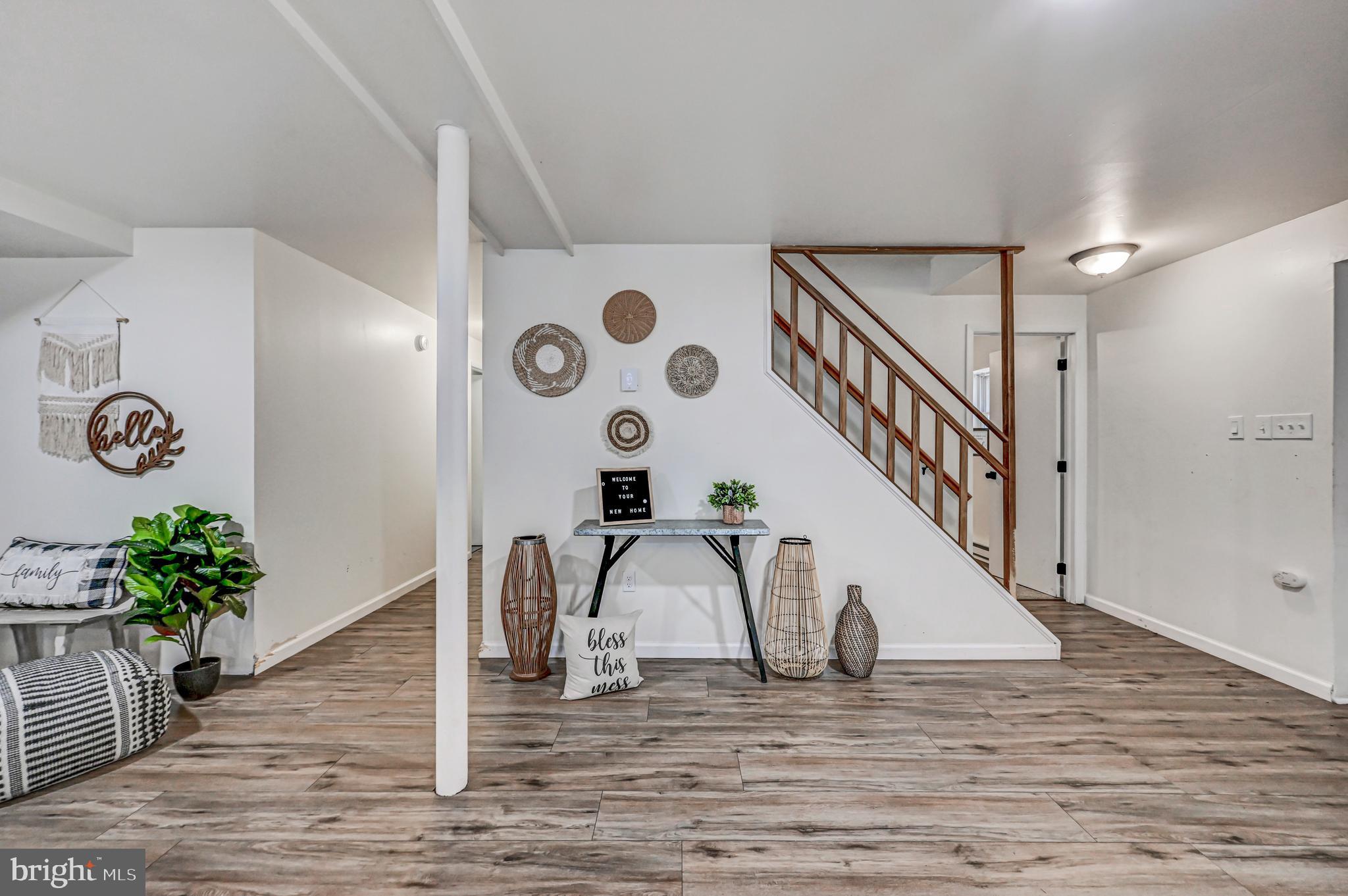 HOLIDAY POCONO - Residential