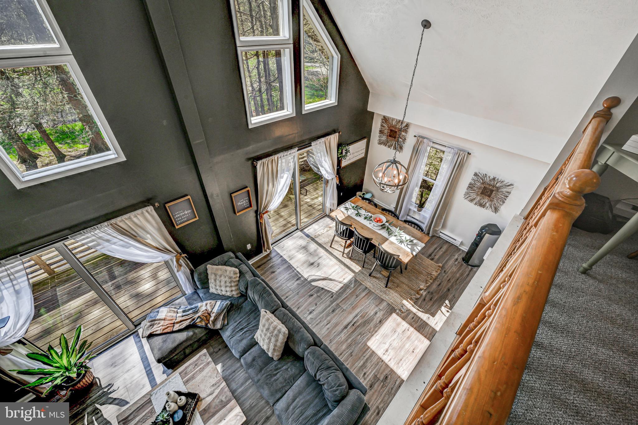HOLIDAY POCONO - Residential