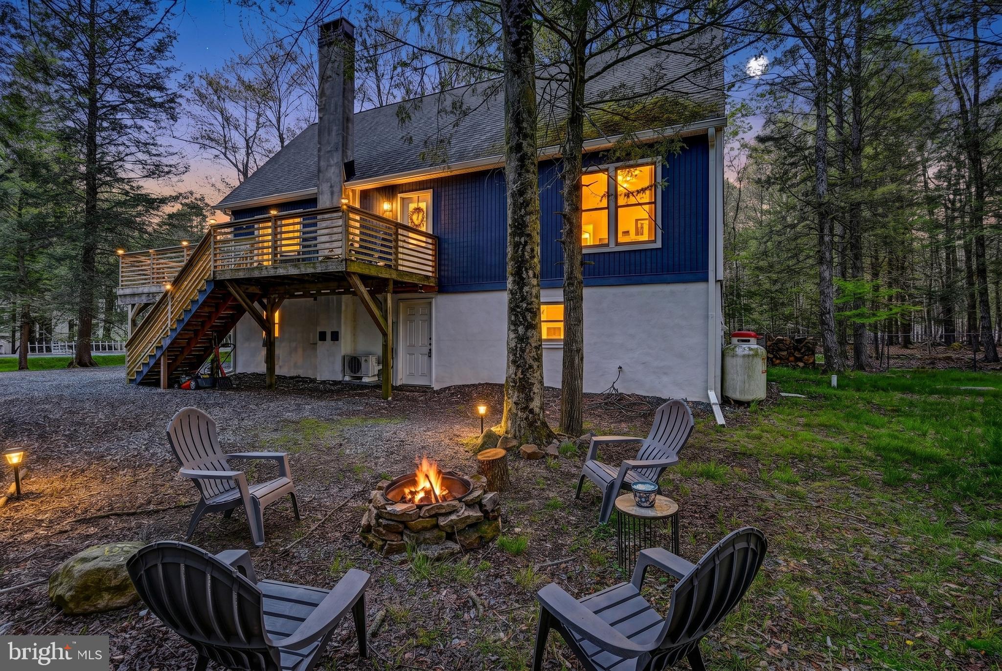 HOLIDAY POCONO - Residential