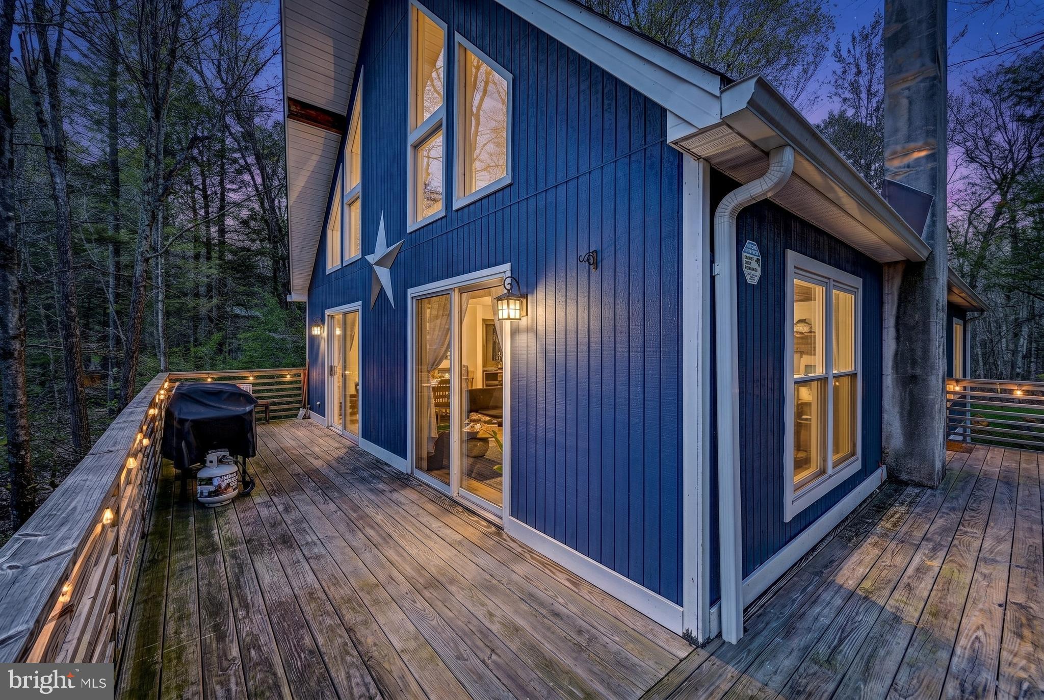 HOLIDAY POCONO - Residential