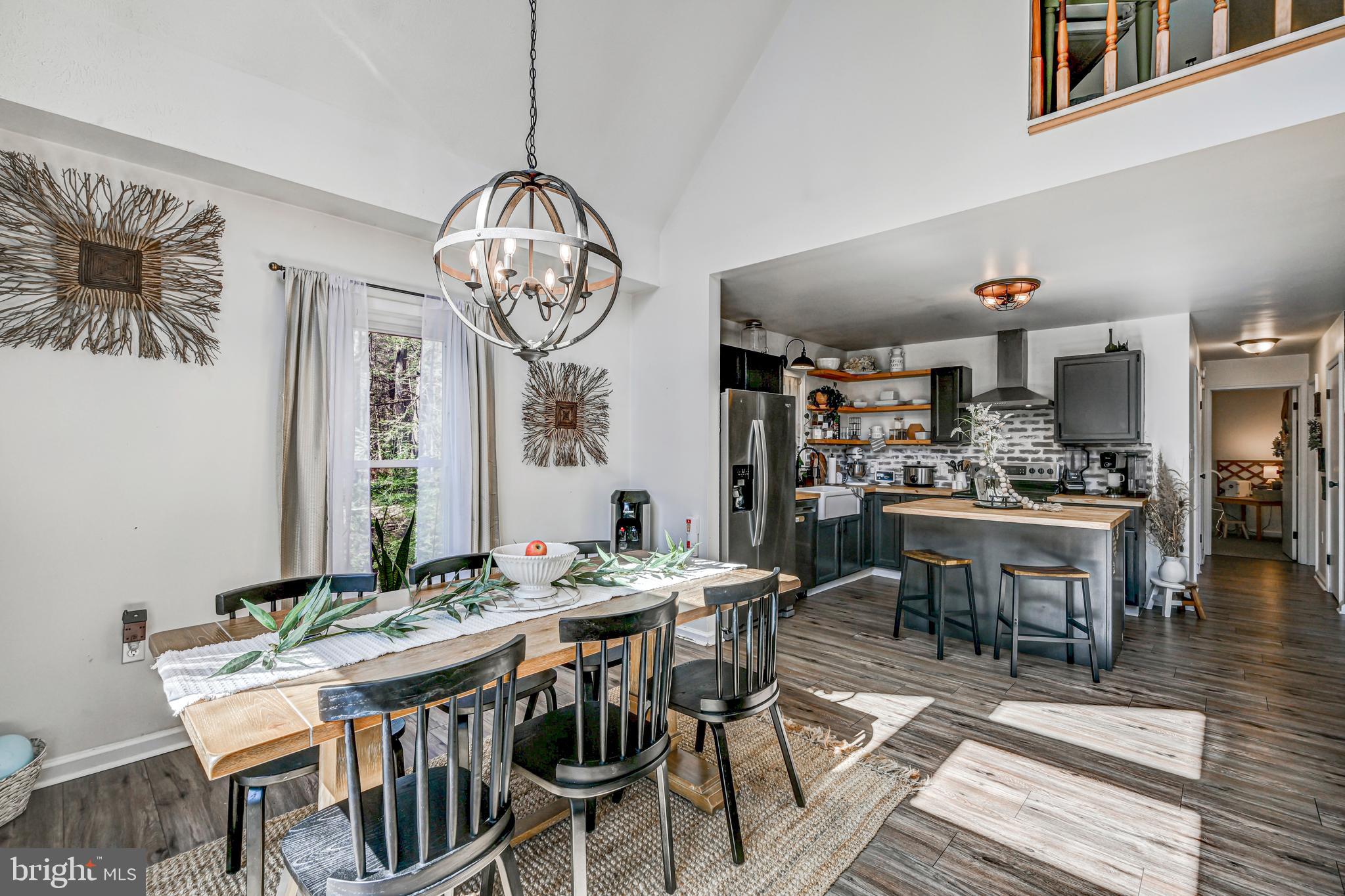 HOLIDAY POCONO - Residential