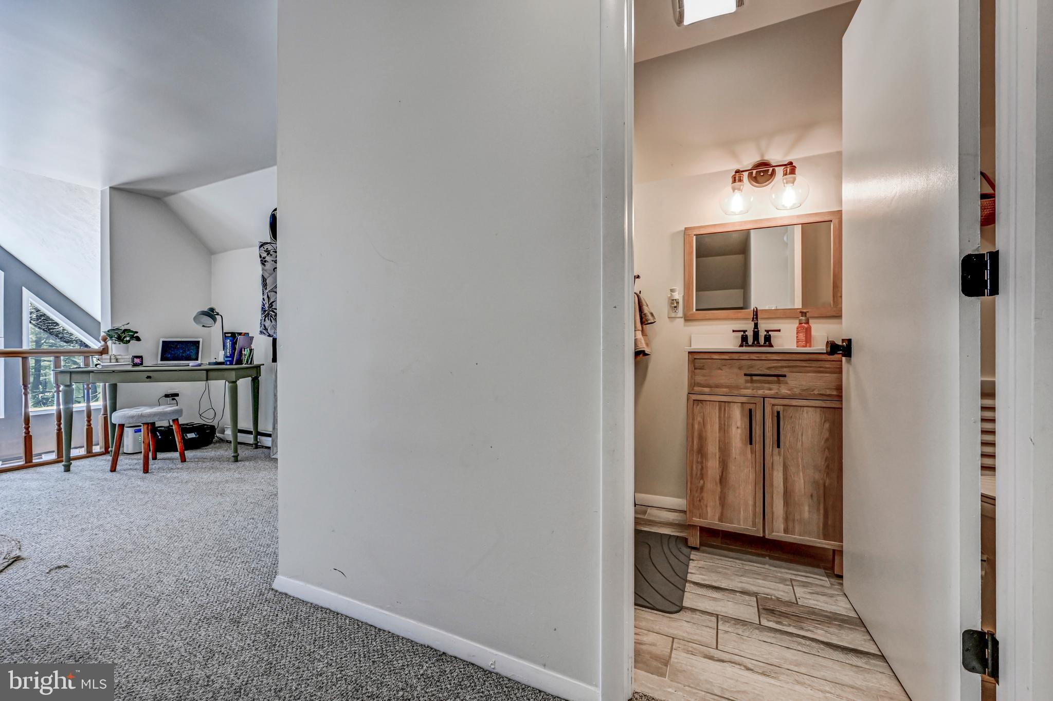 HOLIDAY POCONO - Residential