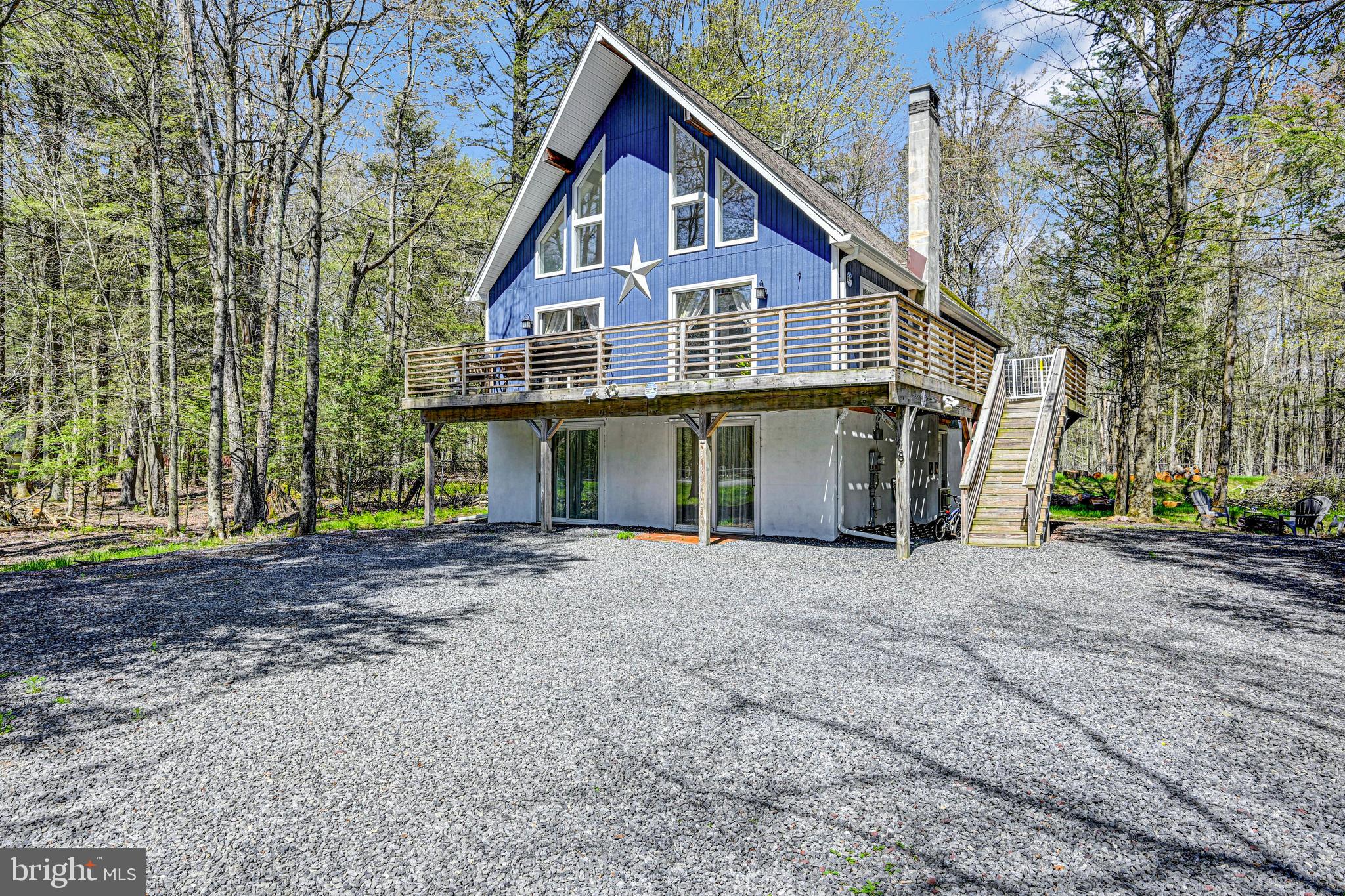 HOLIDAY POCONO - Residential
